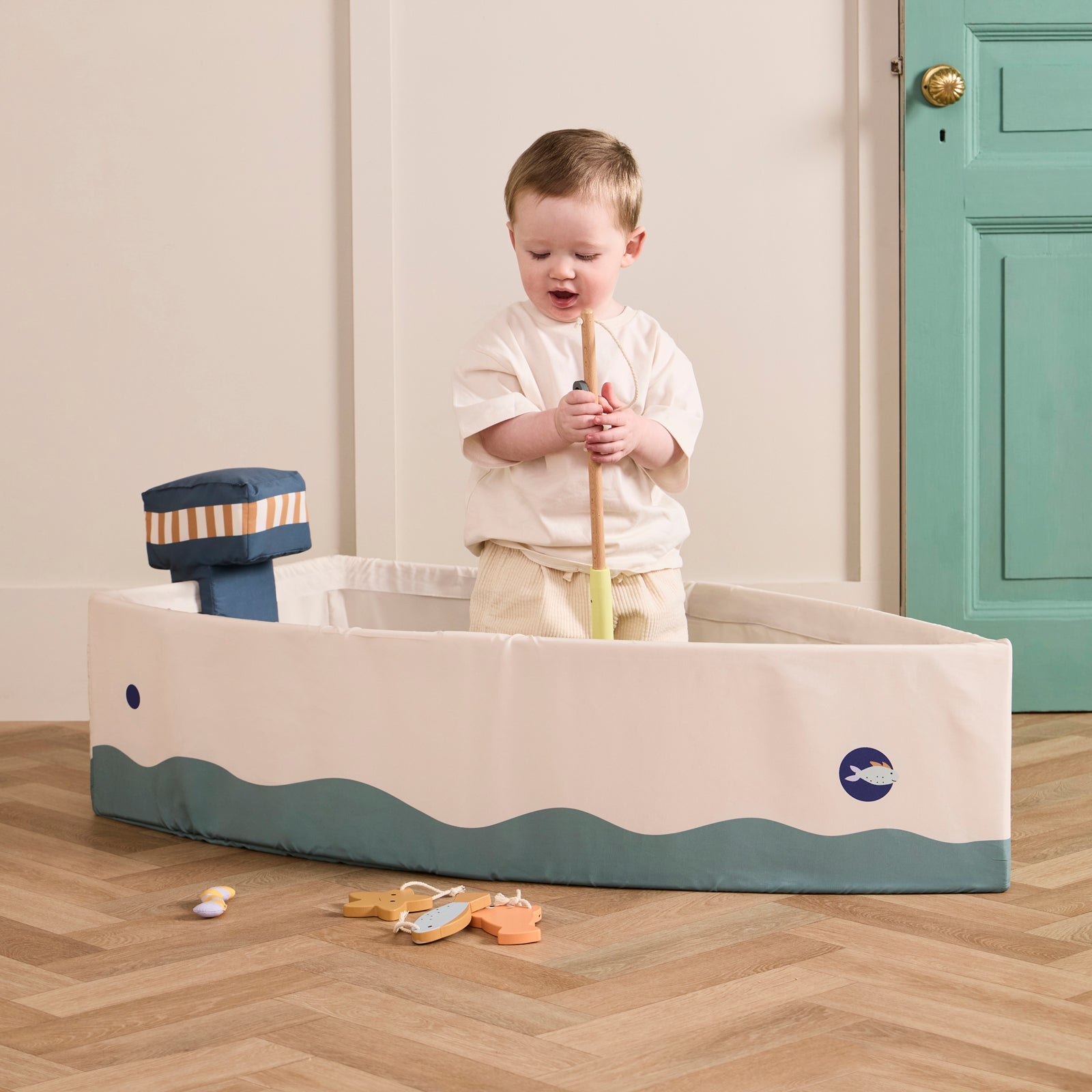 Play Fishing Boat with Accessories