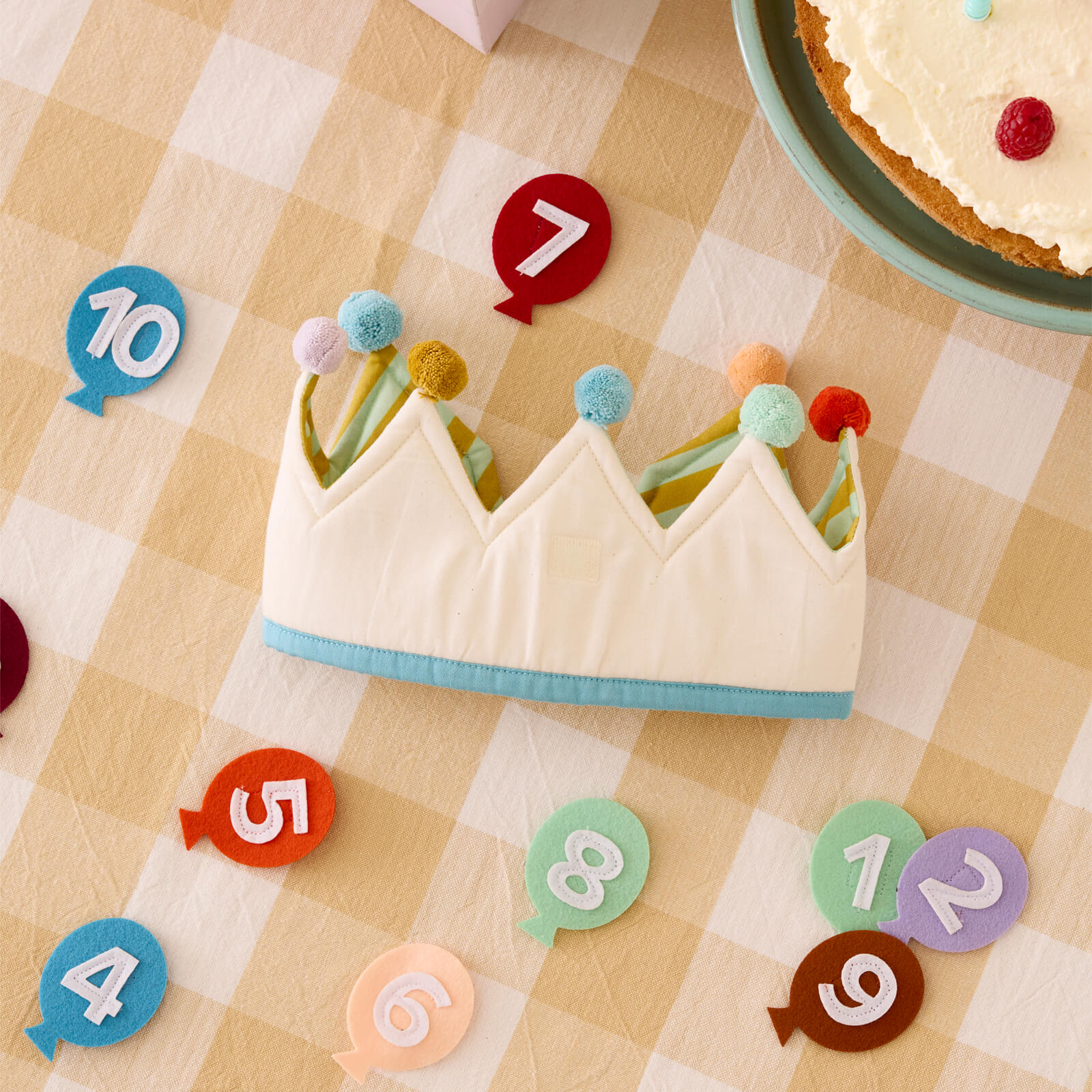 Birthday Crown Dress Up