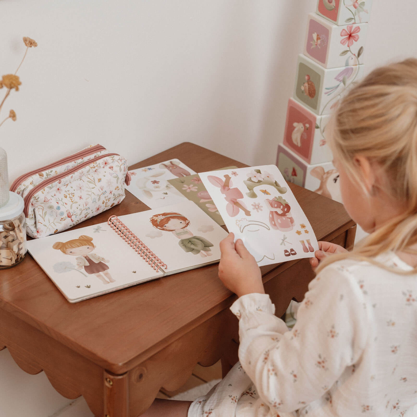 Dress Me Up Book - Fairy Garden