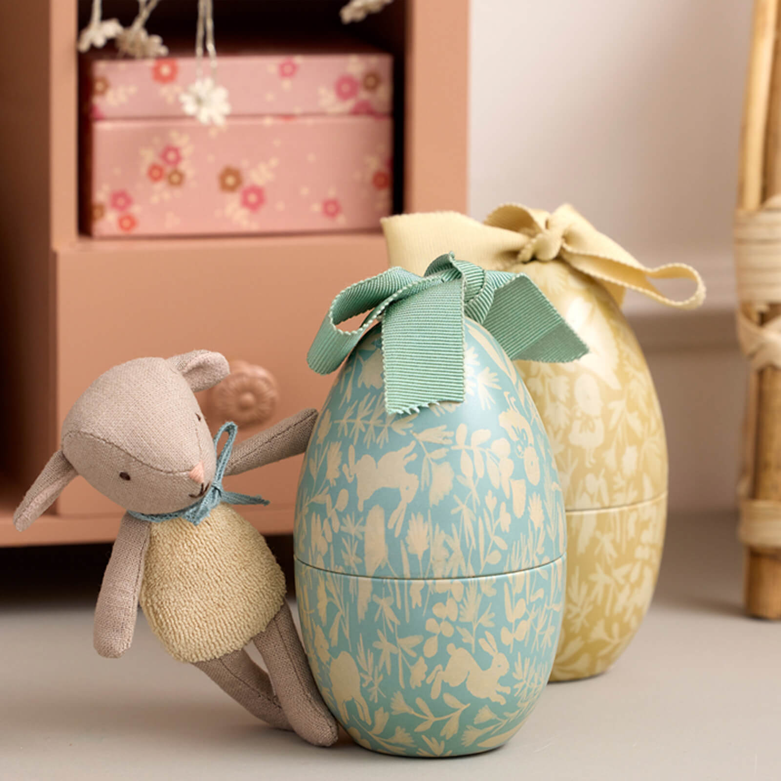 Easter Egg With Micro Lamb - Small - Dusty Mint