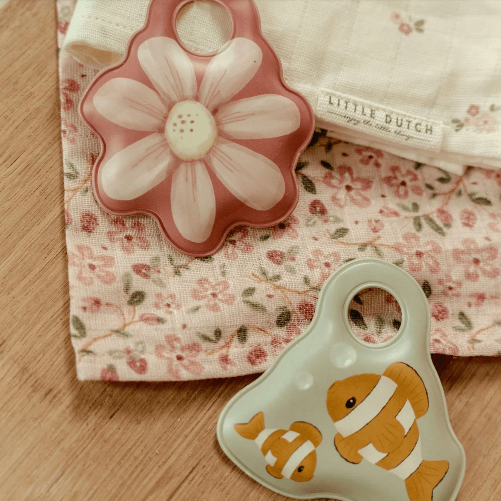 Bath Fishing Game - Pink Sea Creatures