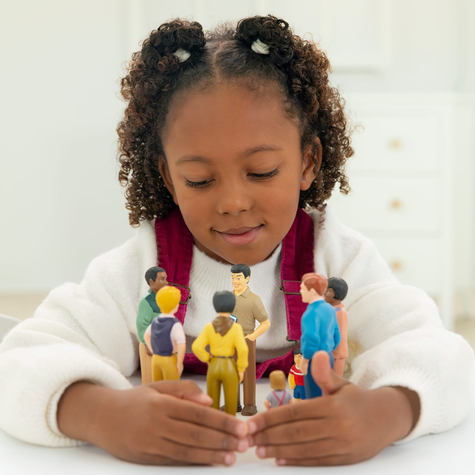 Diversity Ethnicity Figures - 9 Pieces