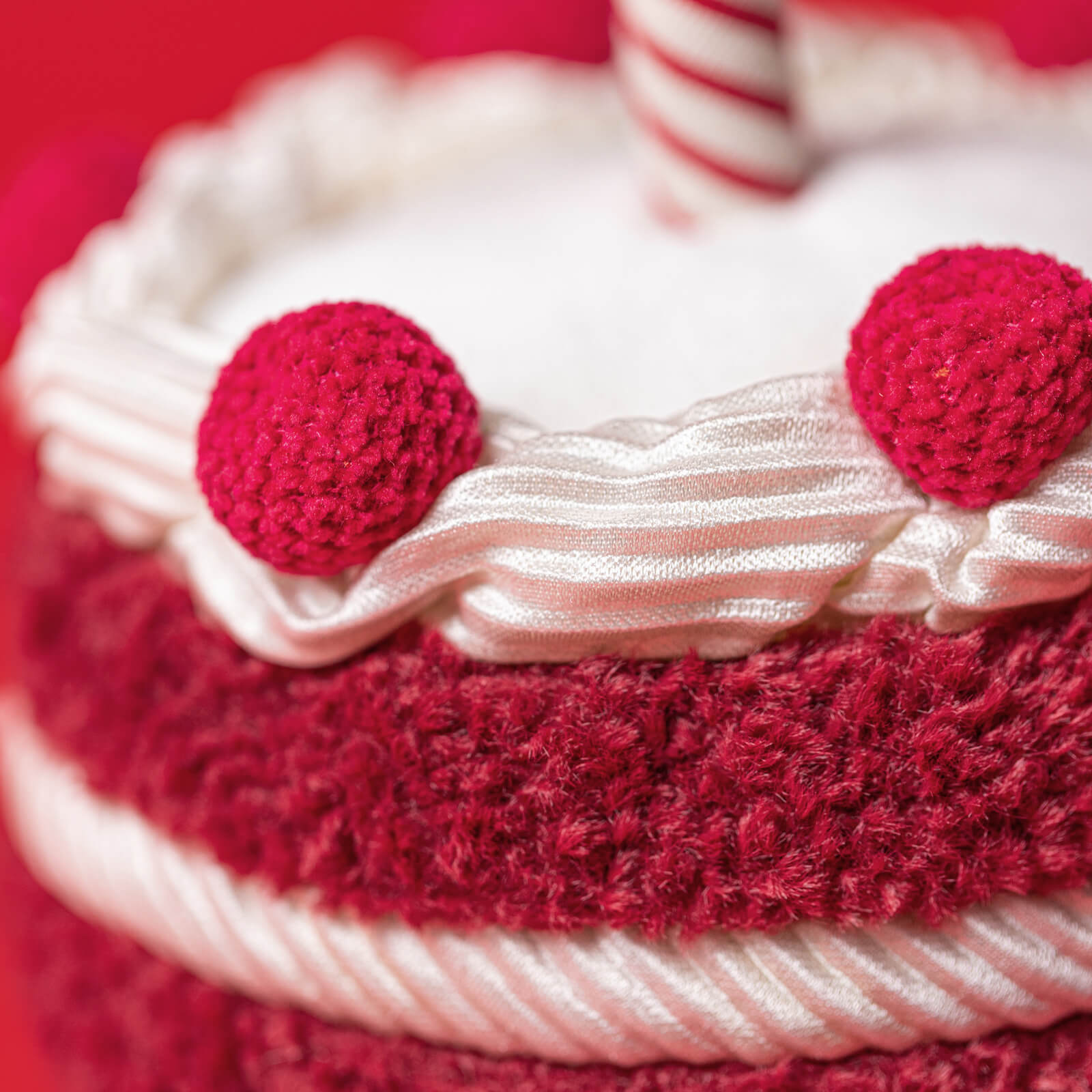 Amuseables Cheri Cake