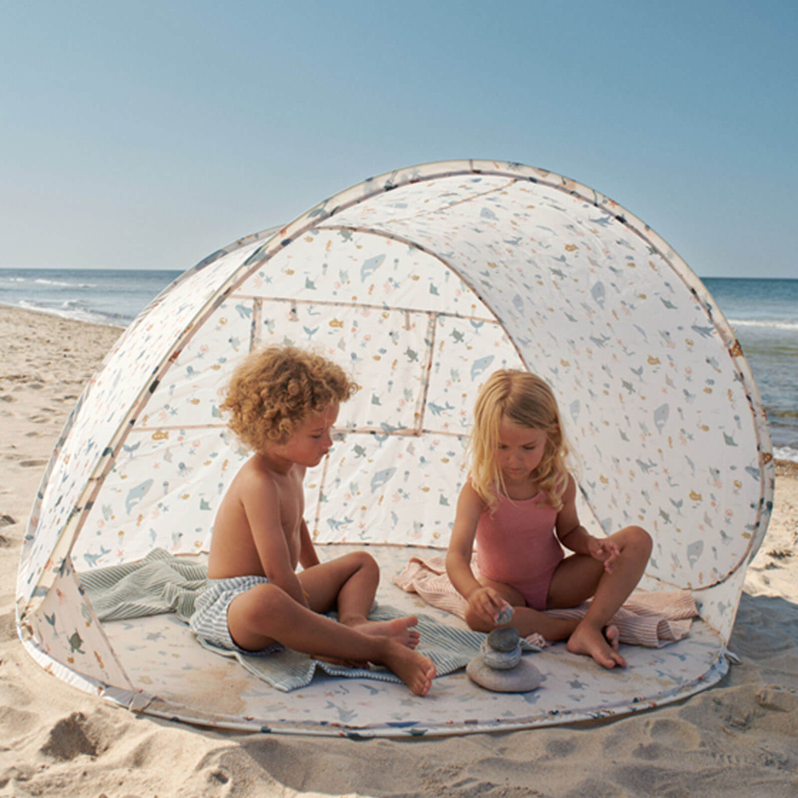 Cassie Pop Up Tent - Sea Creature Sandy
