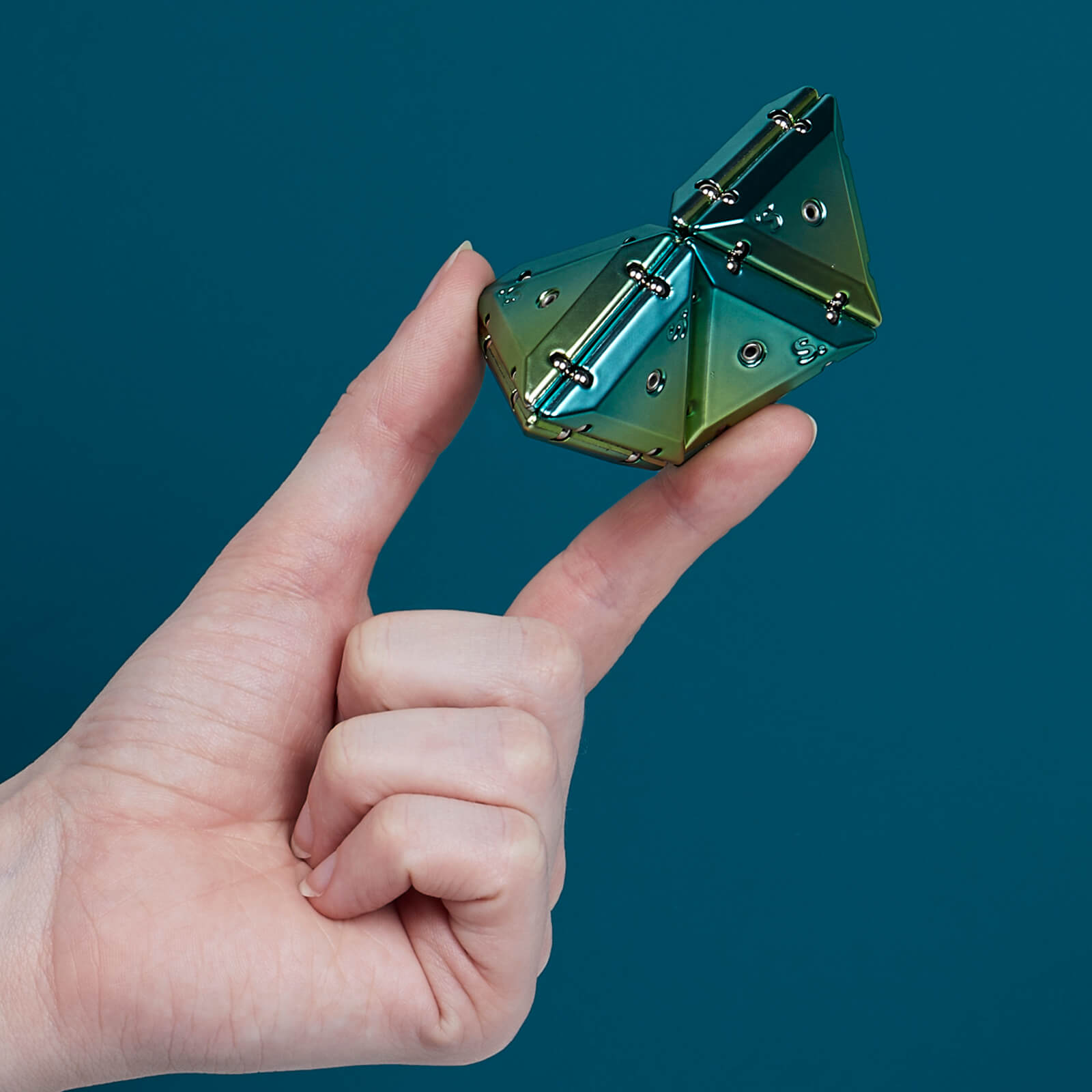 Geode Magnetic Fidget Pyramid - Chrome Gamma
