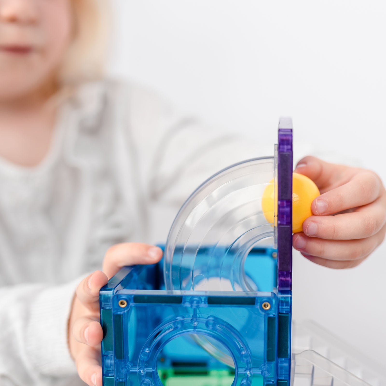 Magnetic Tiles Rainbow Ball Pack - 12 Pieces