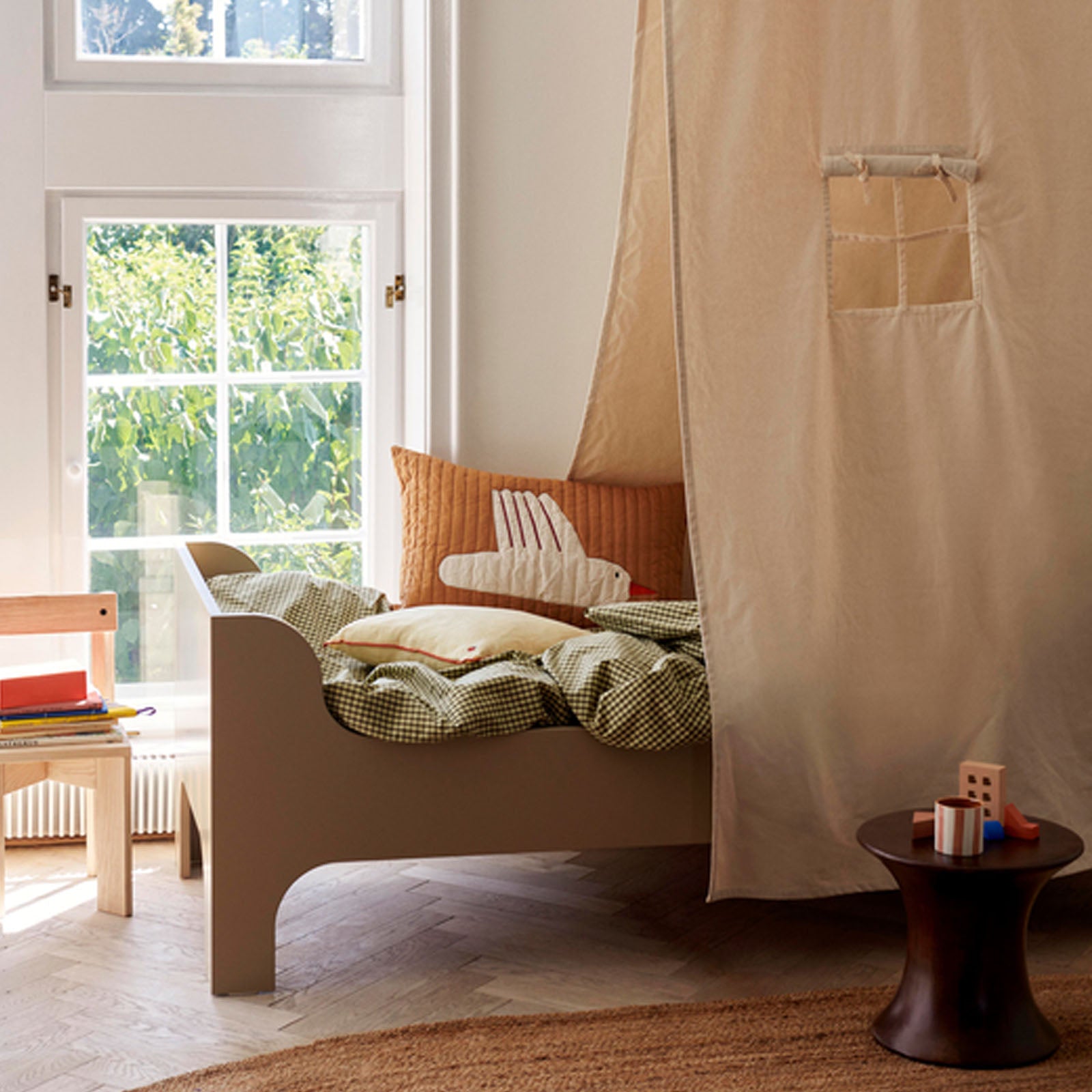 Settle Bed Canopy - Off White