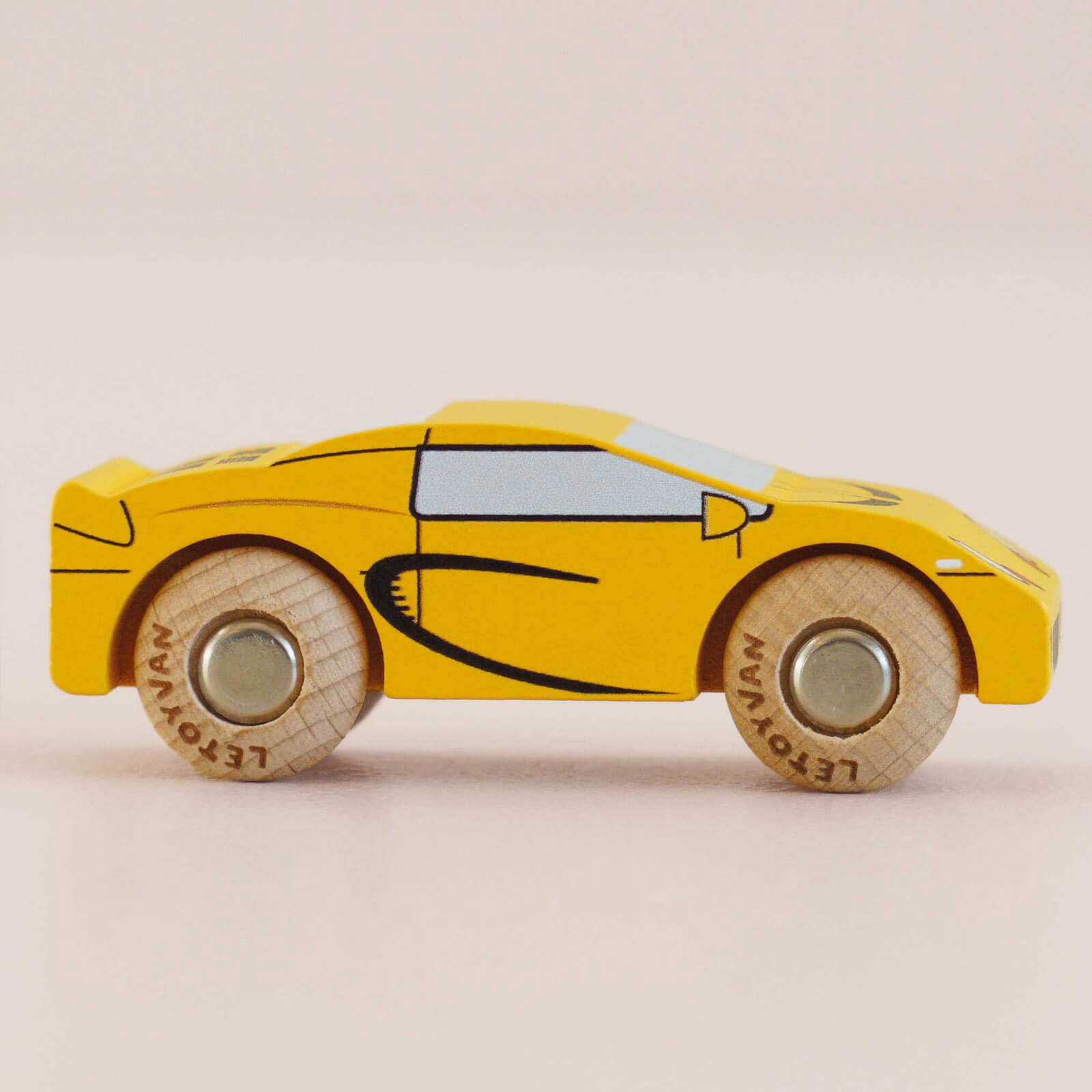 Wooden Car - GT105 Louis