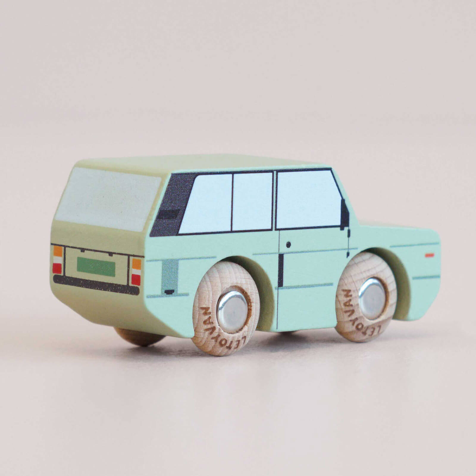 Wooden Car - GT155 Rory