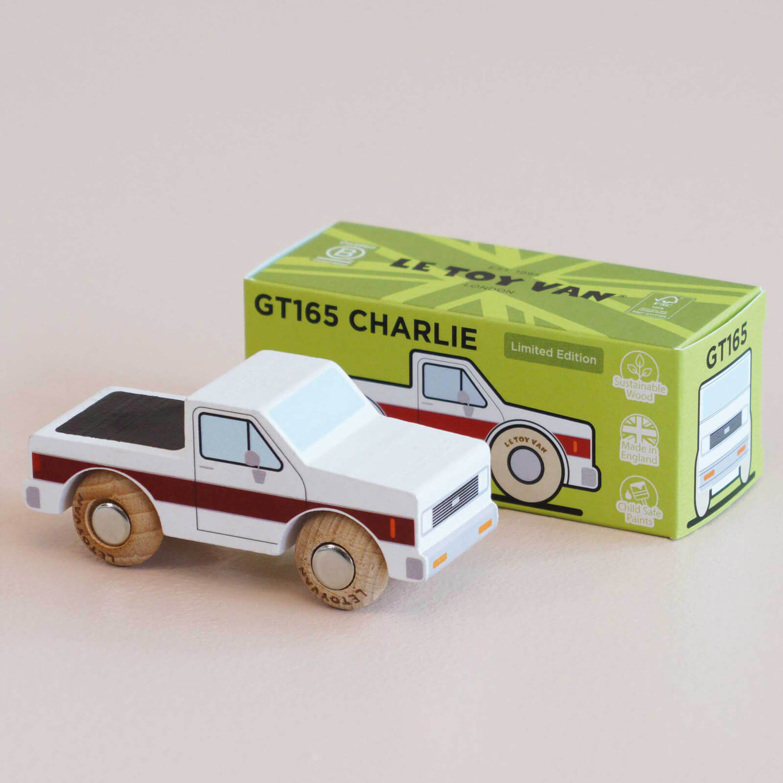 Wooden Car - GT165 Charlie