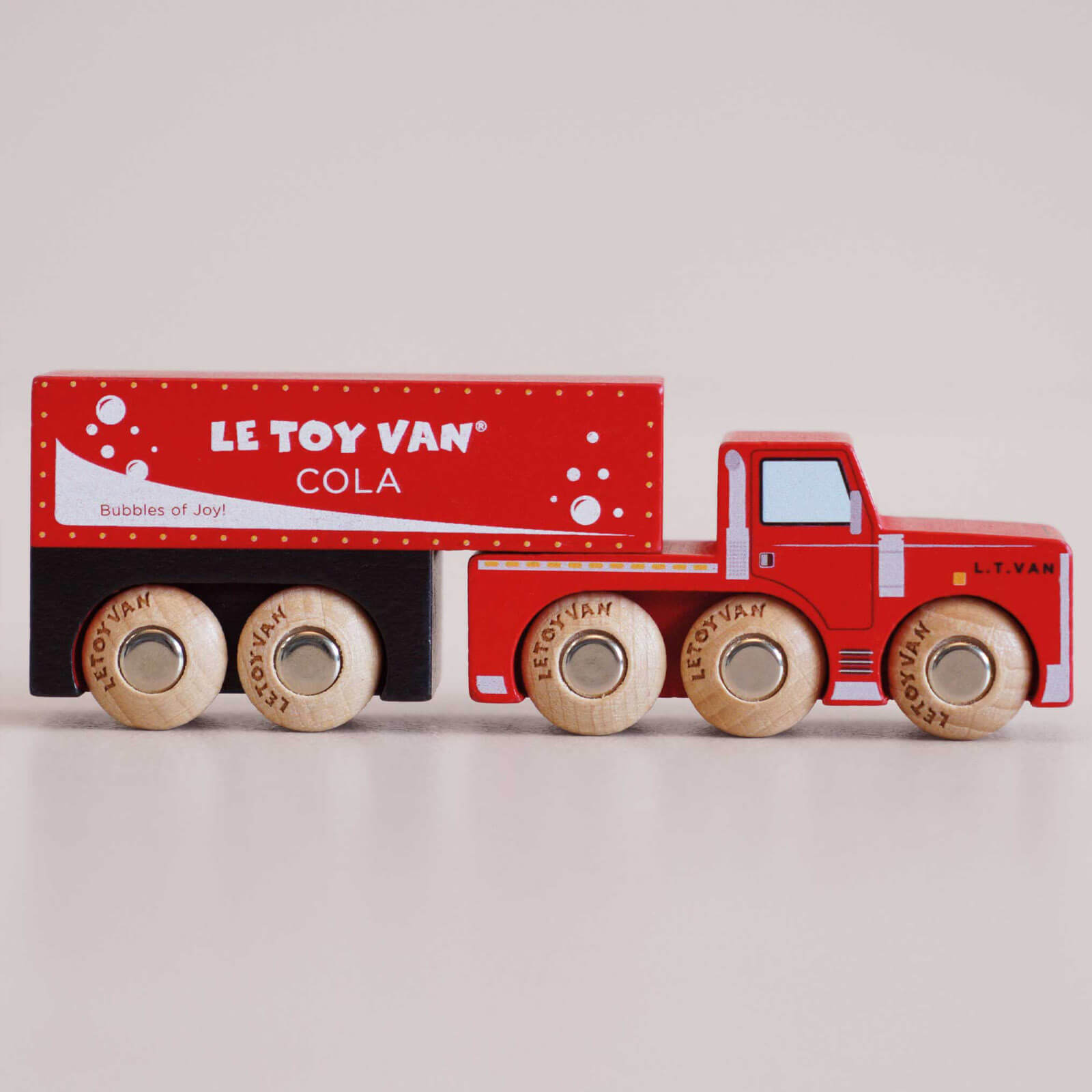 Wooden Cola Truck - GT180 Toby