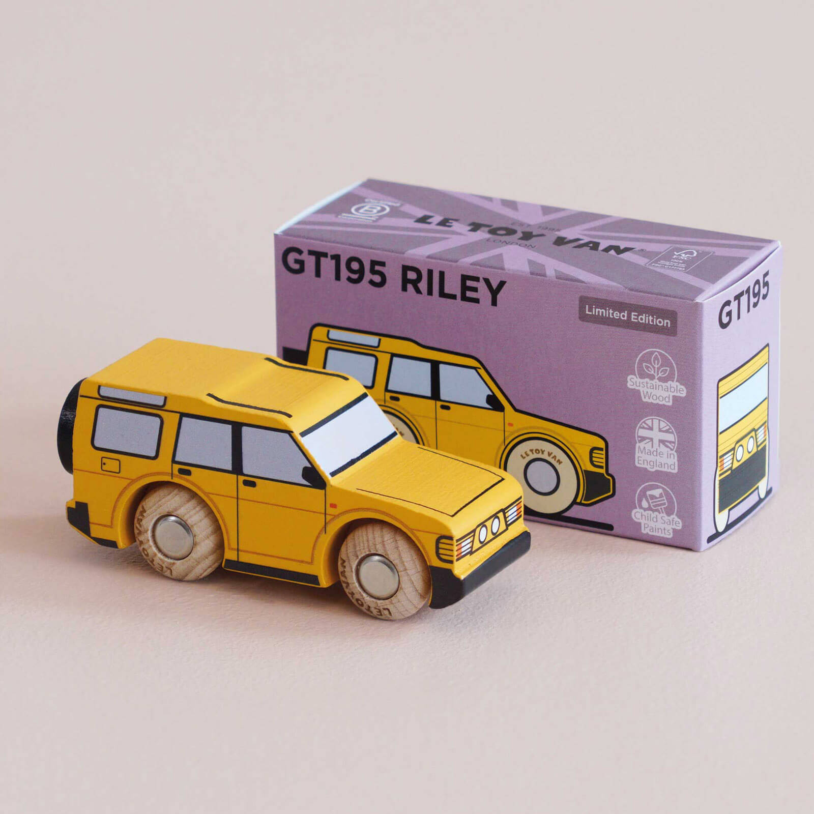 Wooden Car - GT195 Riley