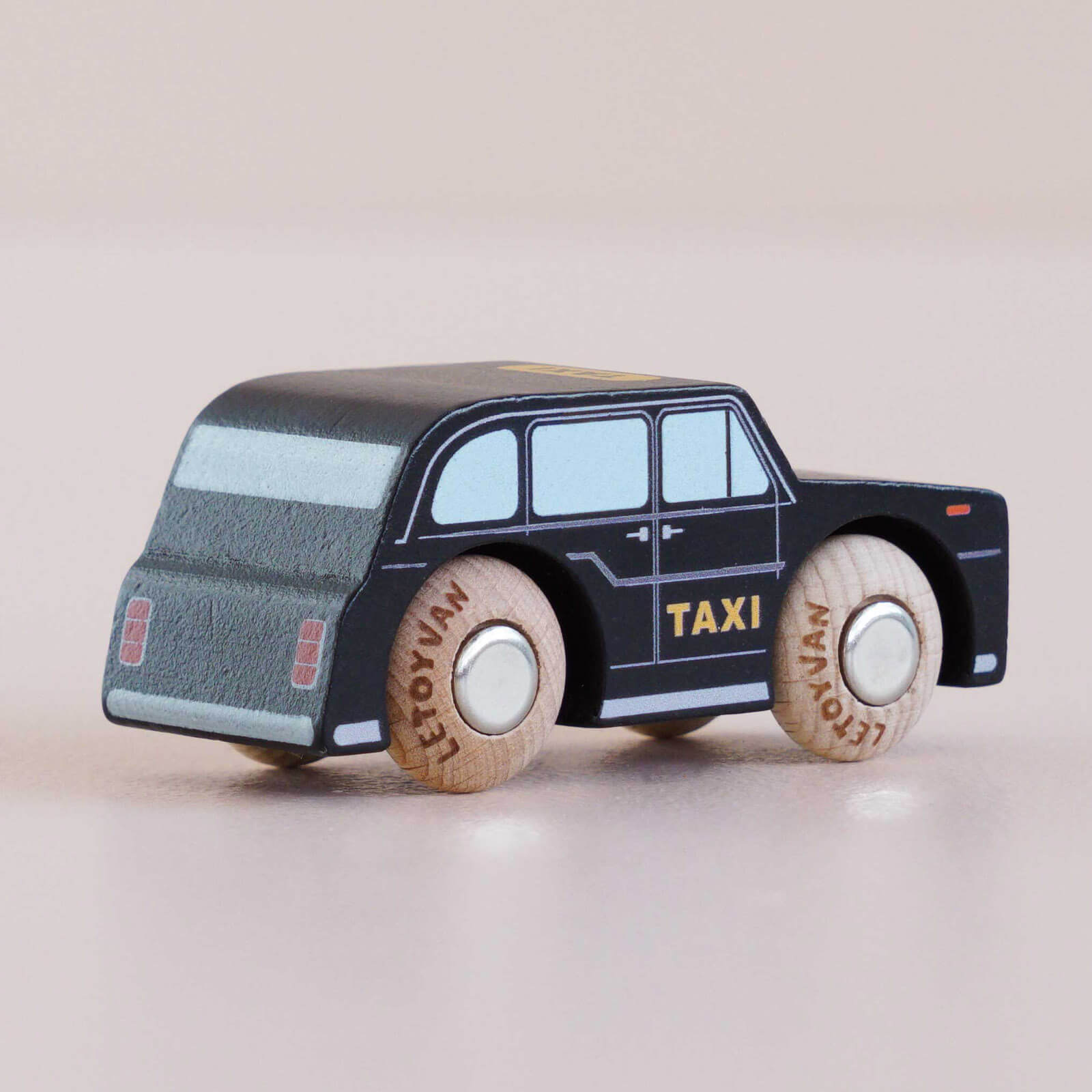 Wooden Black Taxi - GT275 Bertie