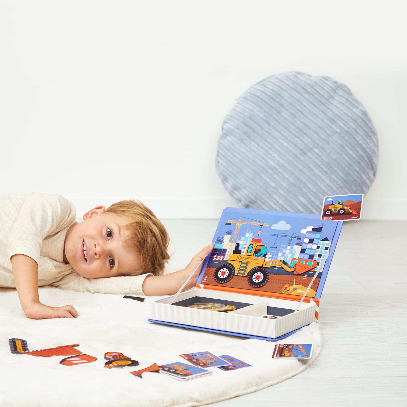 Magnetic Book - Construction