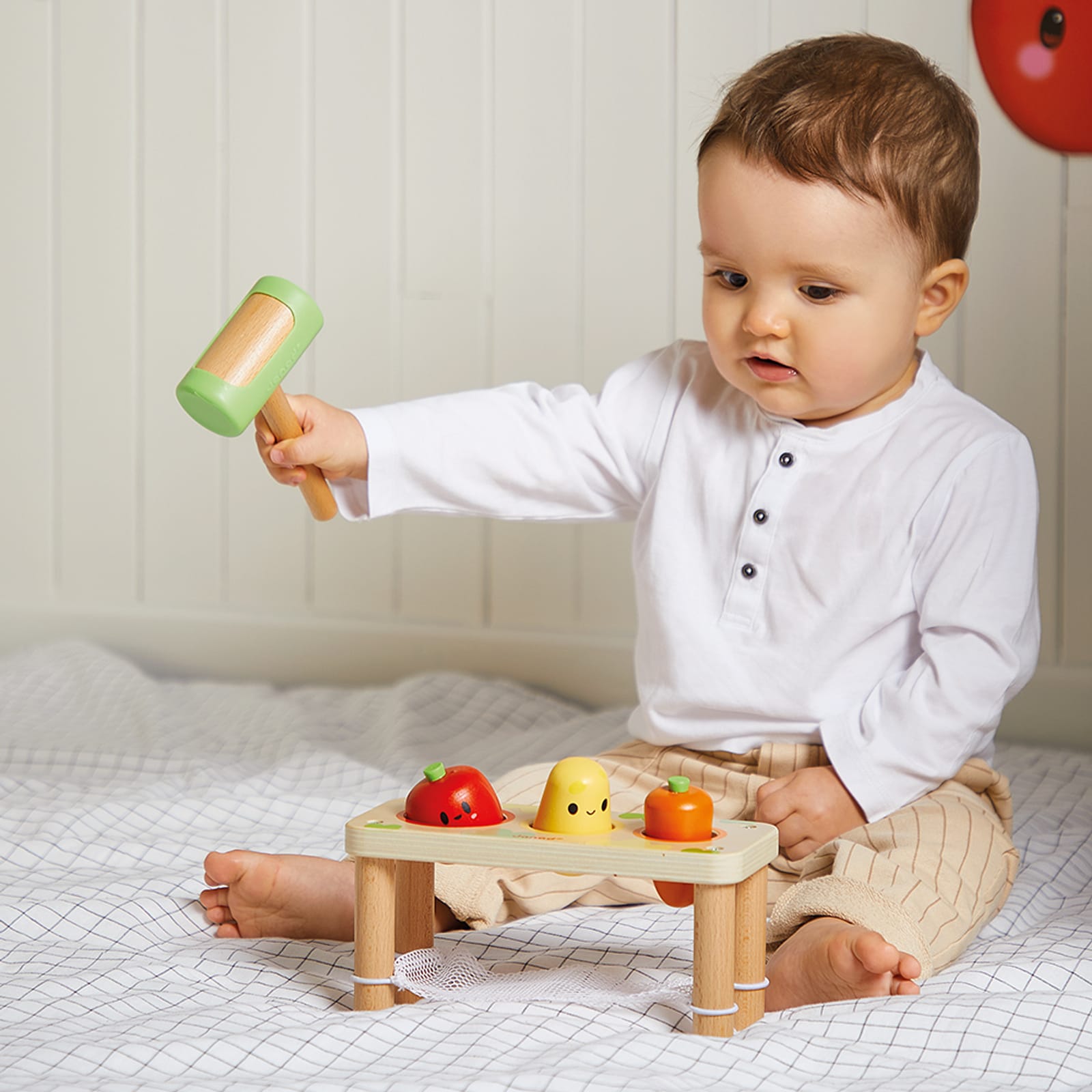 Tap Tap Vegetables Hammer Bench
