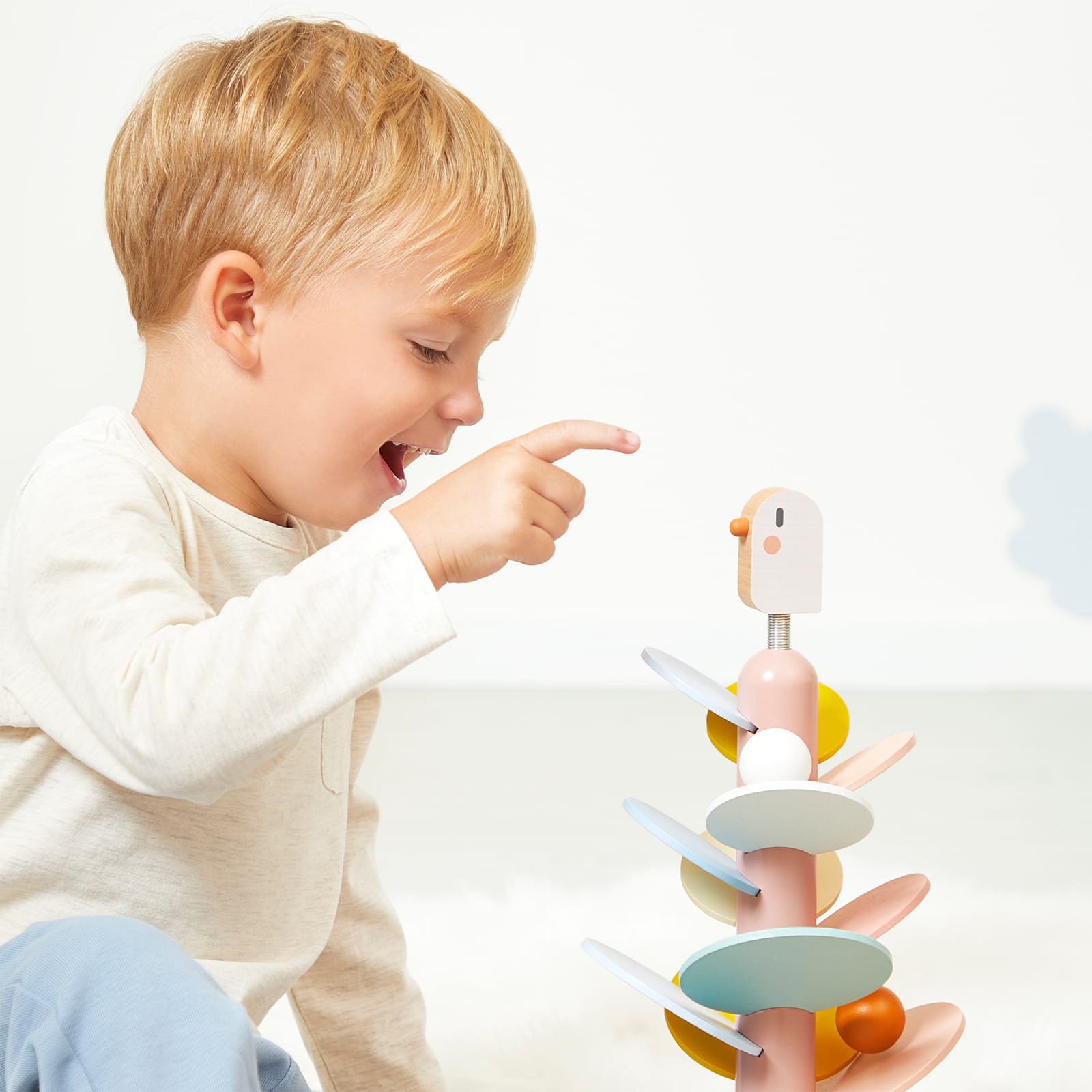 Bird Bouncing Ball Run