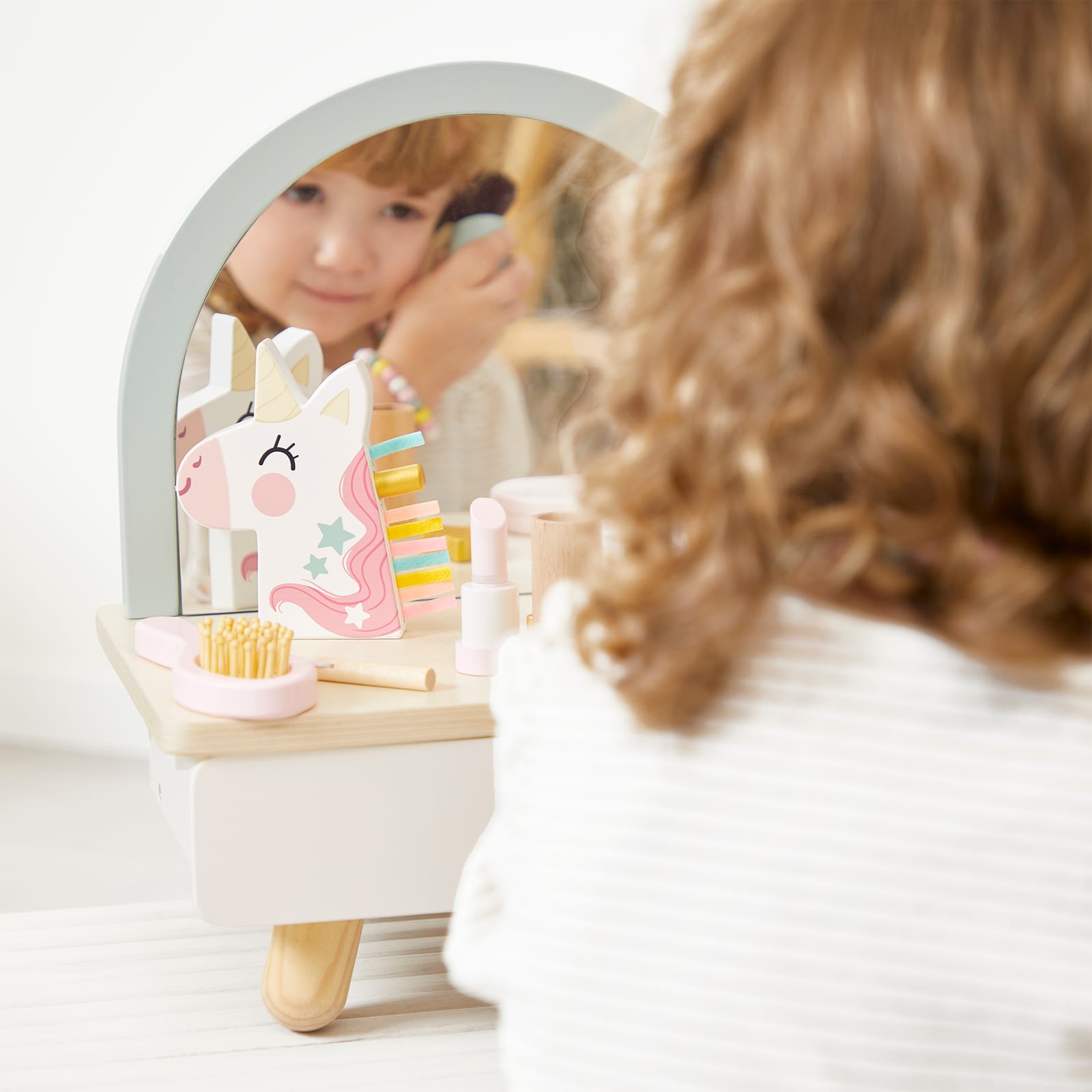 Dressing Table and Accessories - Unicorn
