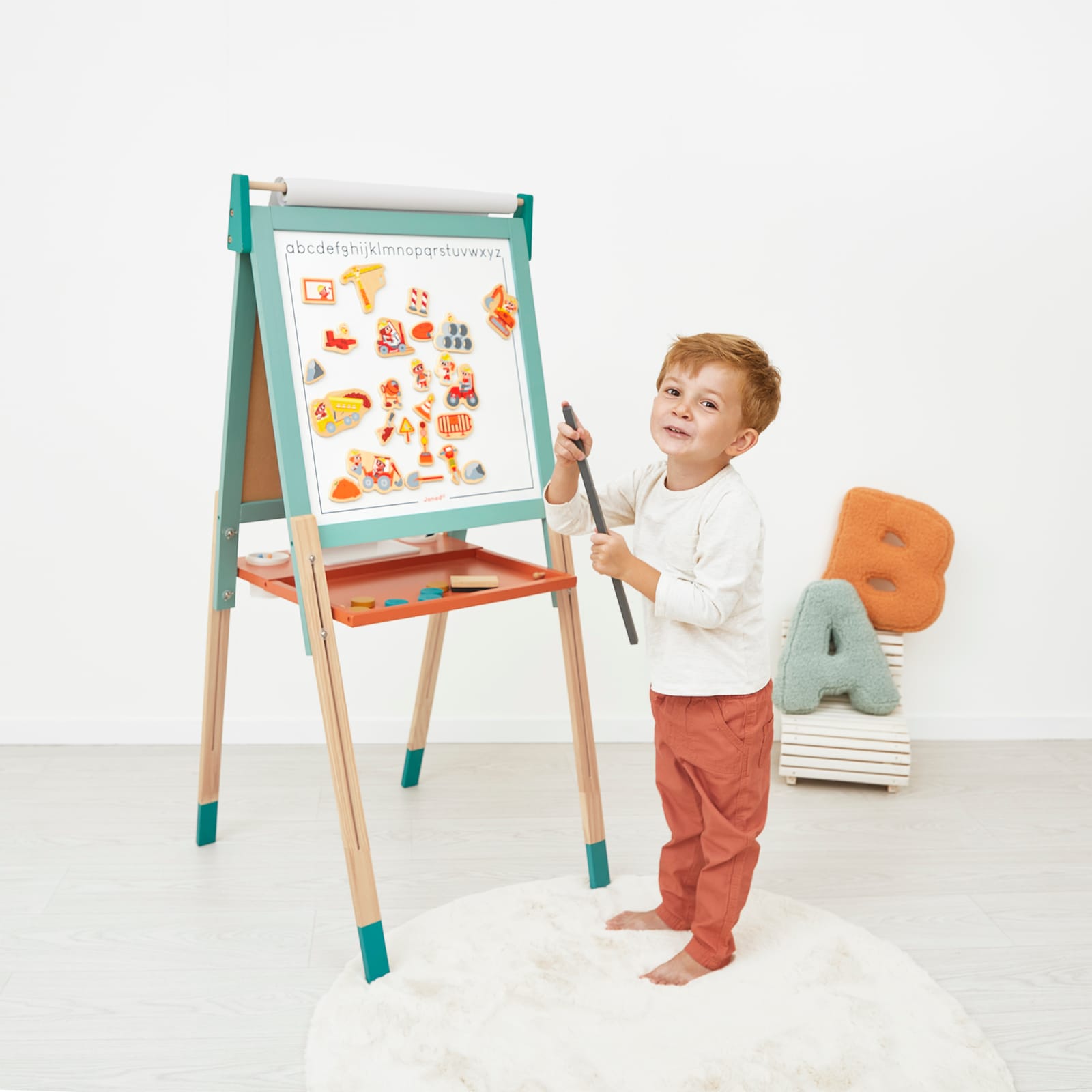 Scalable Magnetic Black Board Plus 14 Accessories