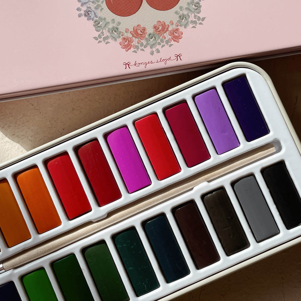 Water Colours Tin Box - Cherry Bow