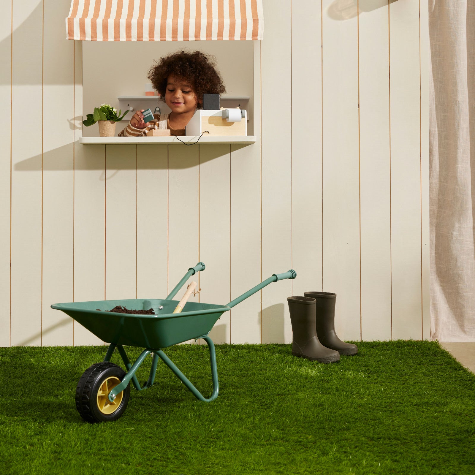 Kids Wheel Barrow