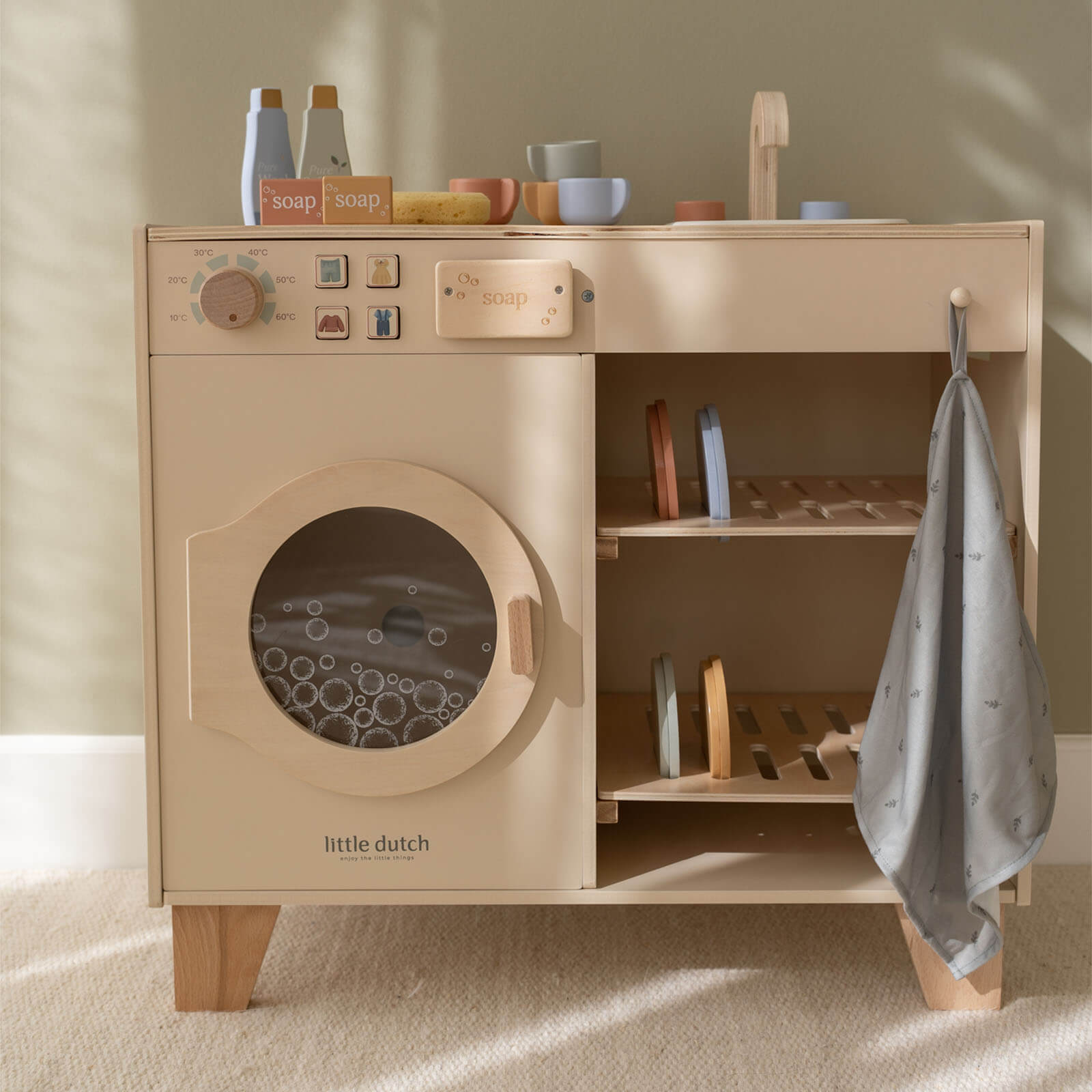 Washing Machine Plus 14 Accessories