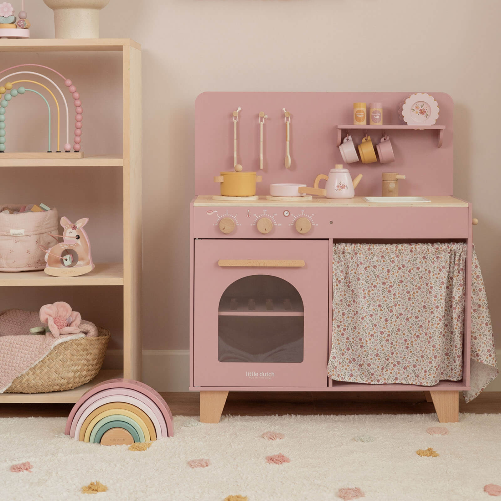 Pink Kitchen Plus 16 Accessories
