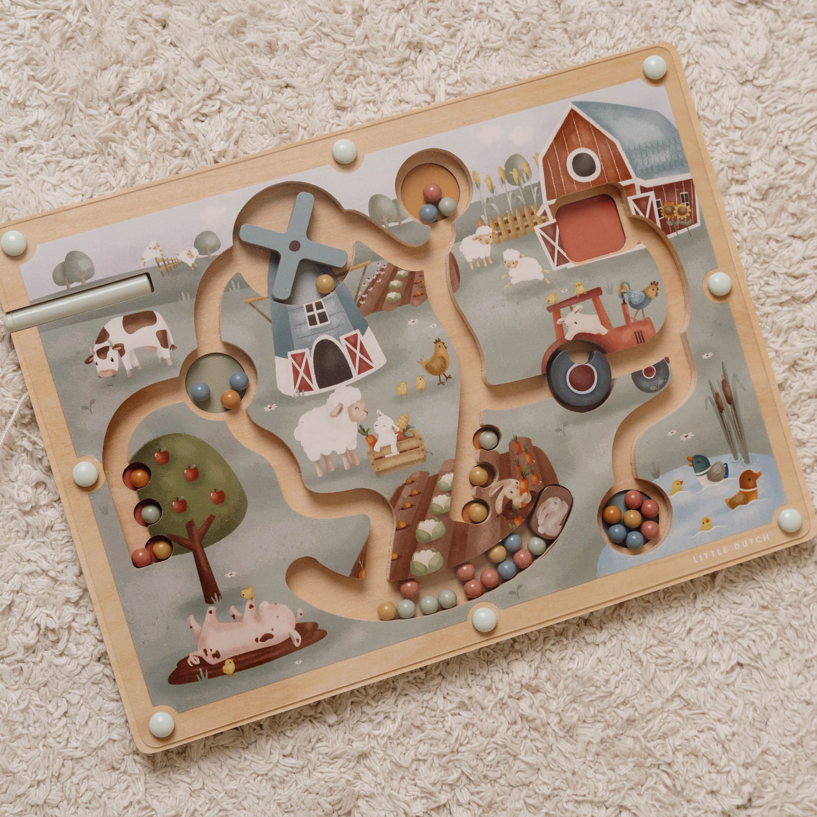 Little Farm Magnetic Labyrinth Puzzle
