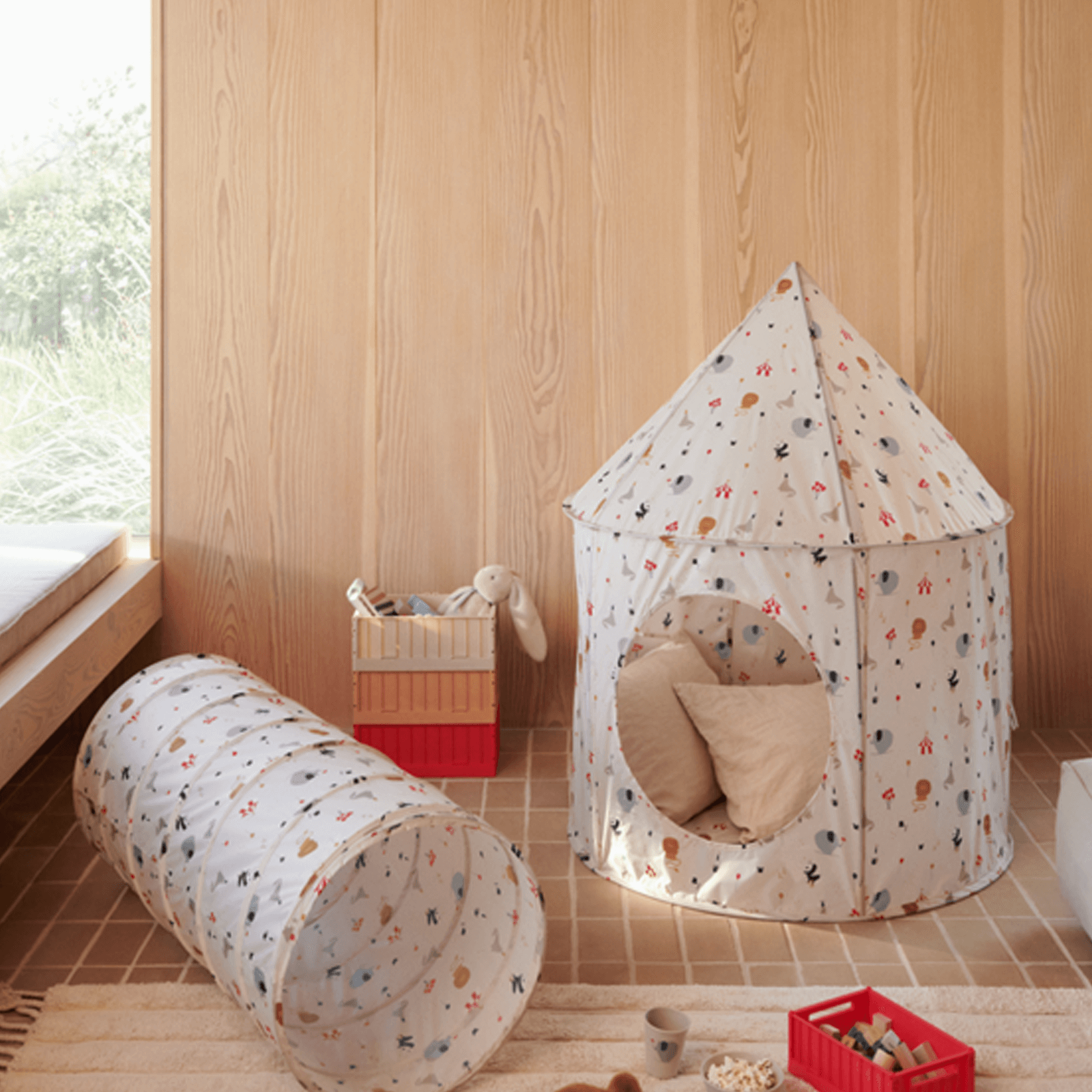 Oaks Pop Up Play Tent - Peach Sea Shell