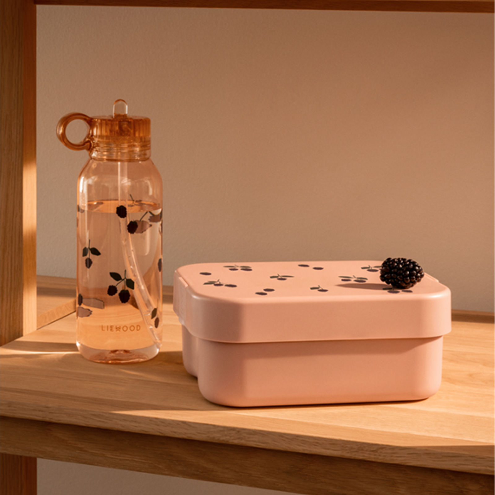 Kamil Lunchbox - Berry Pale Tuscany