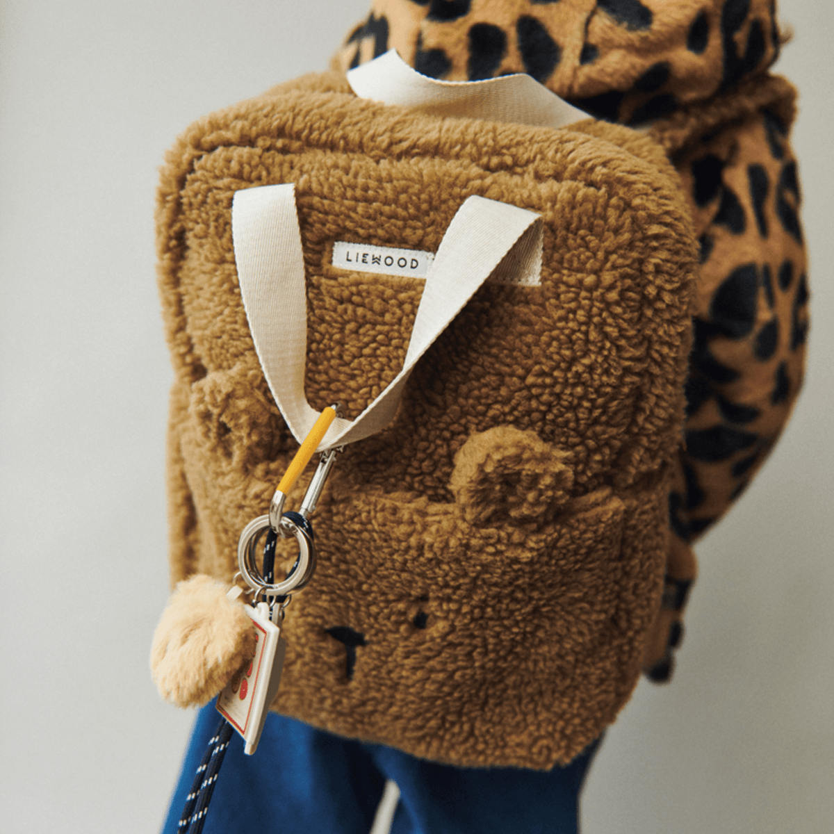Bellie Bear Pile Backpack - Oat