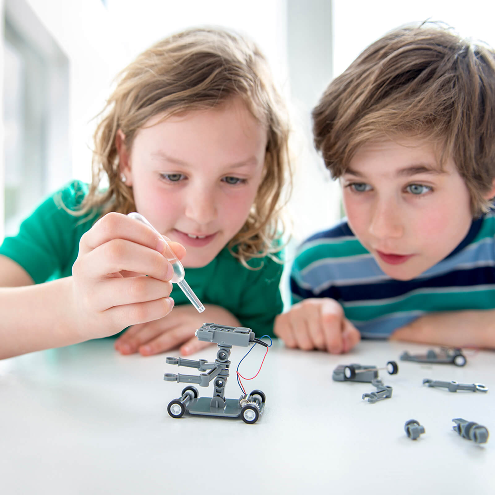 Green Science - Salt Powered Robot