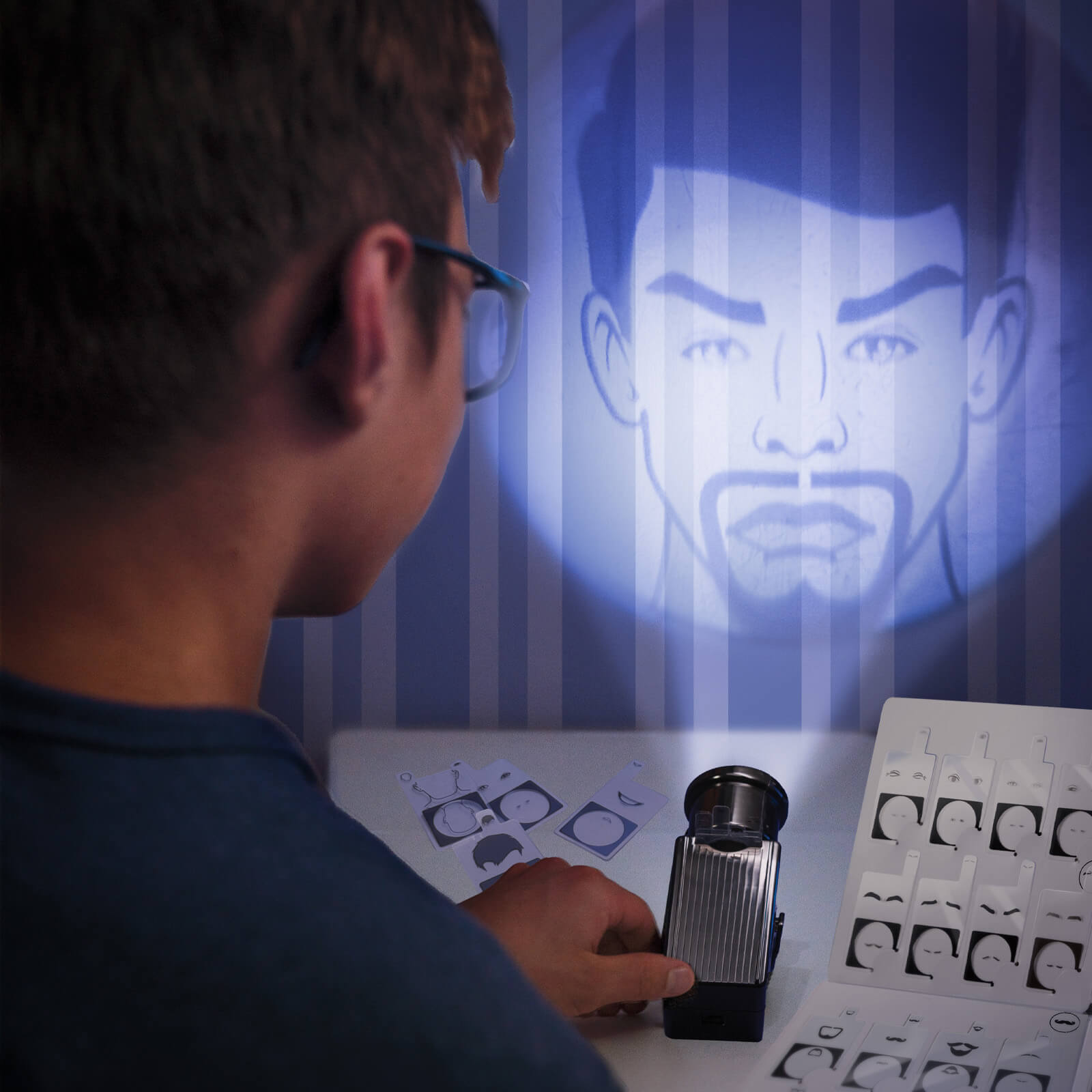 KidzLabs - Spy Science - Identikit Projector