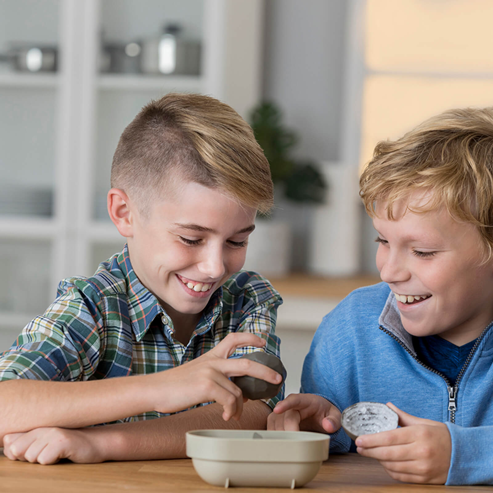 KidzLabs - Grow Your Crystal Geodes