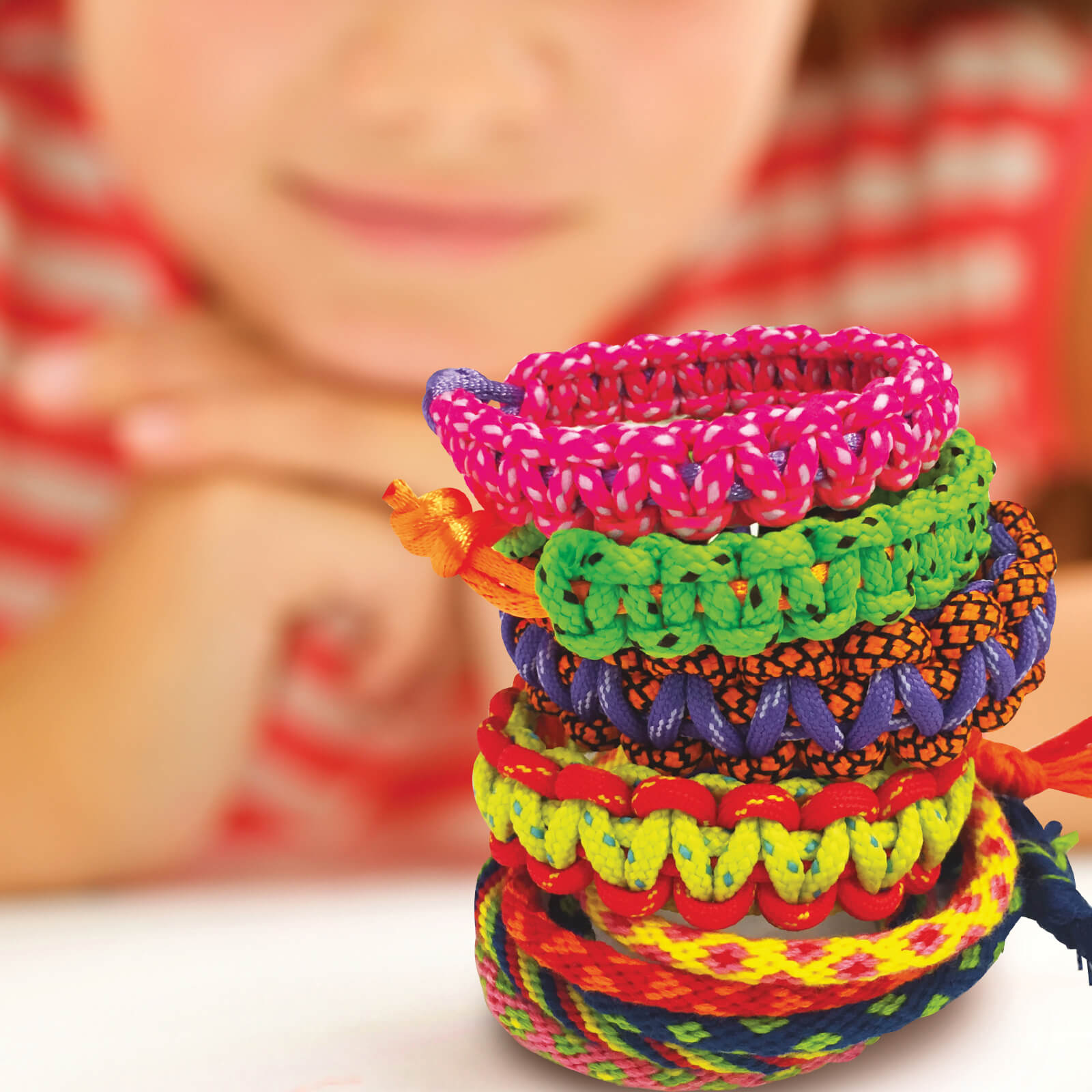 KidzMaker - Friendship Bracelets