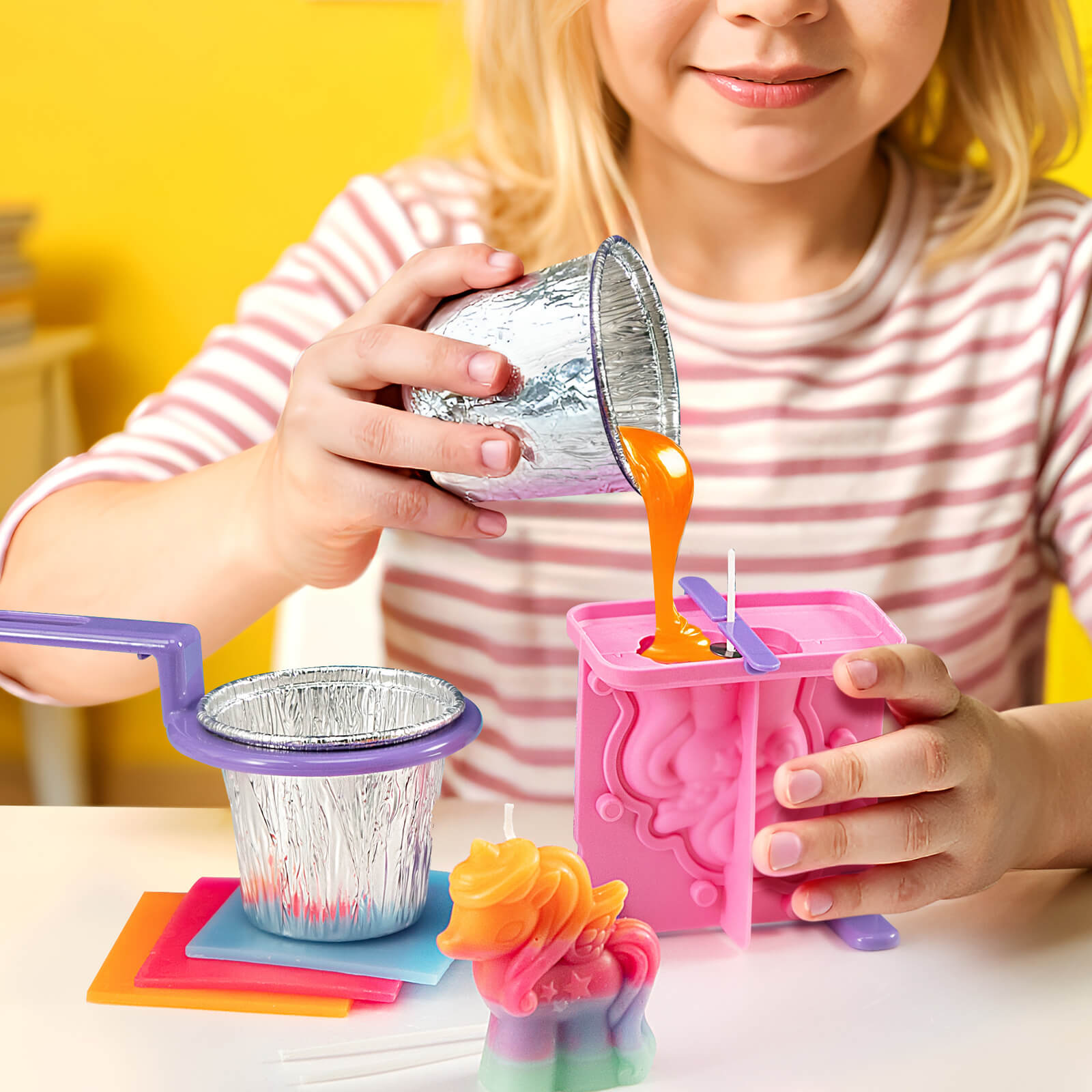 KidzMaker - 3D Unicorn Candle Making Kit