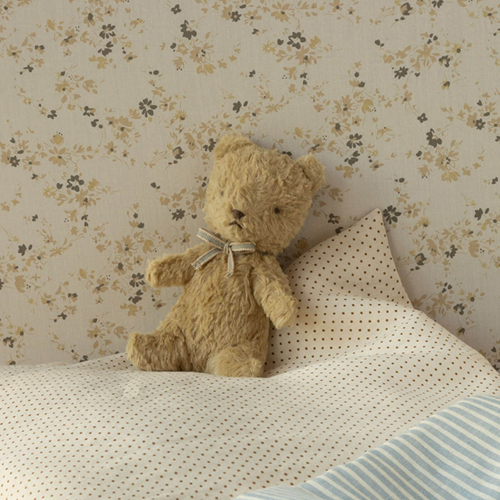 My First Teddy - Sand
