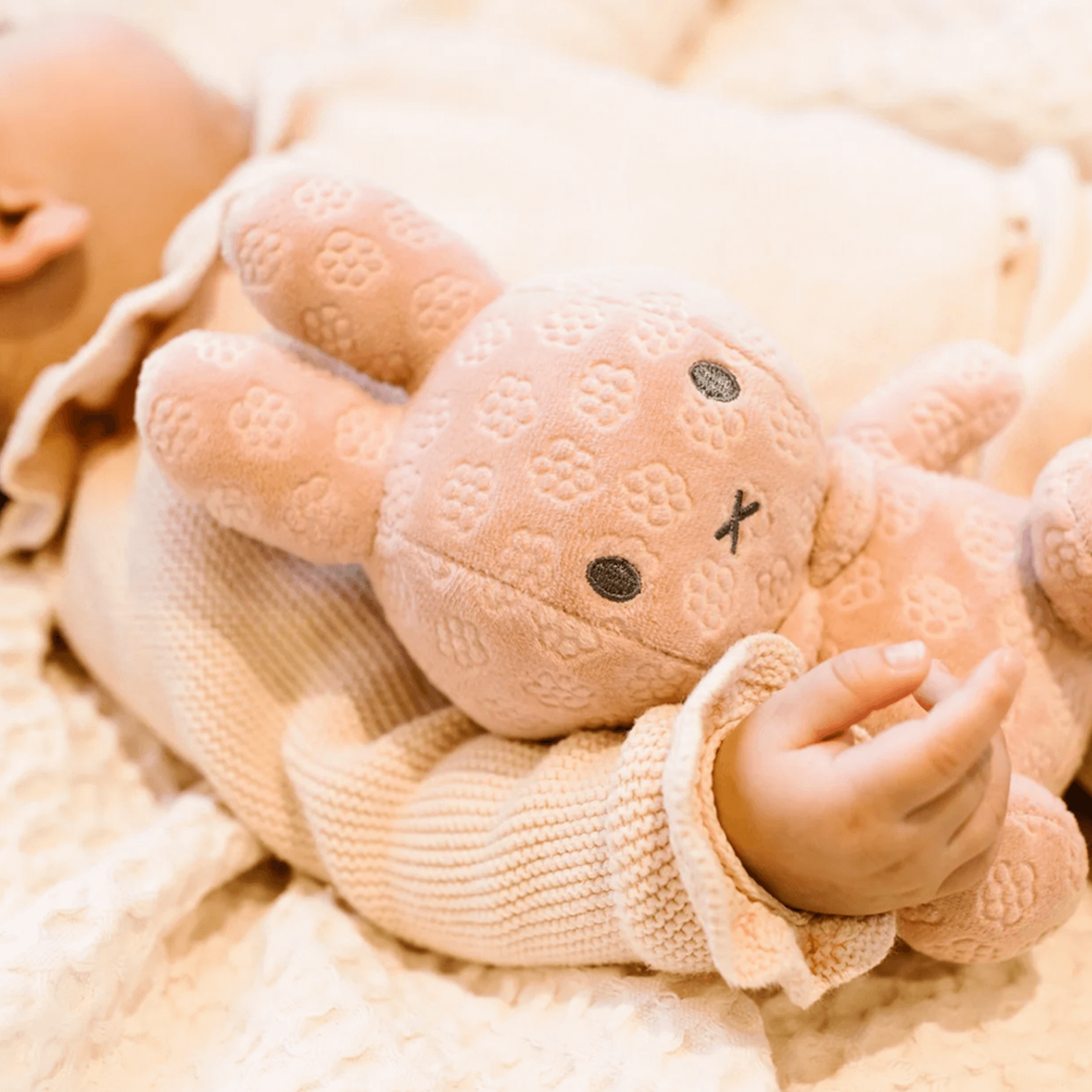 Miffy Cuddle Toy 20cm - Pink Flower