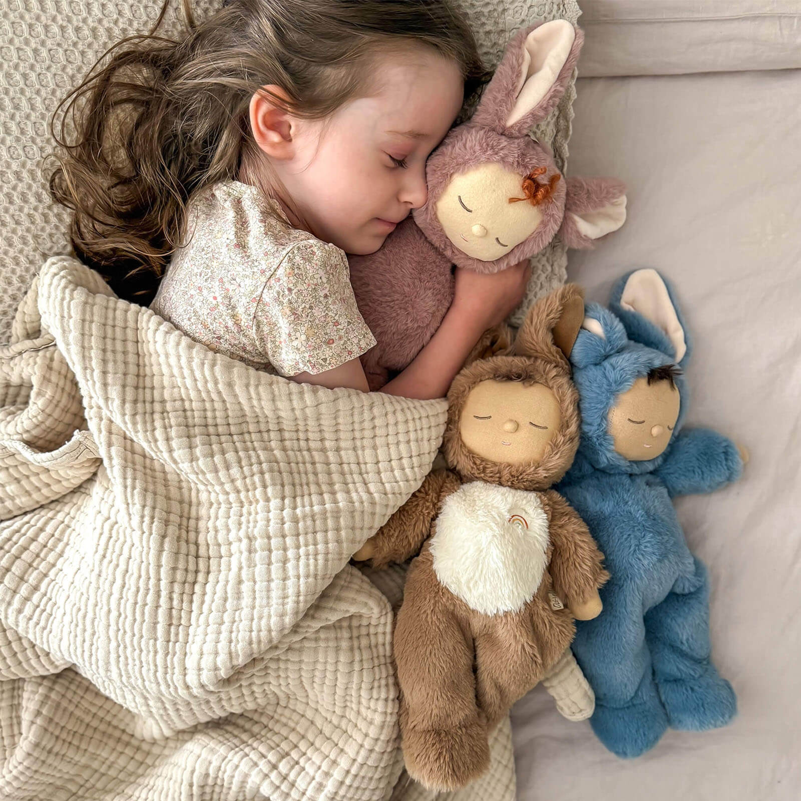 Cozy Dinkum Doll - Bunny Pickle