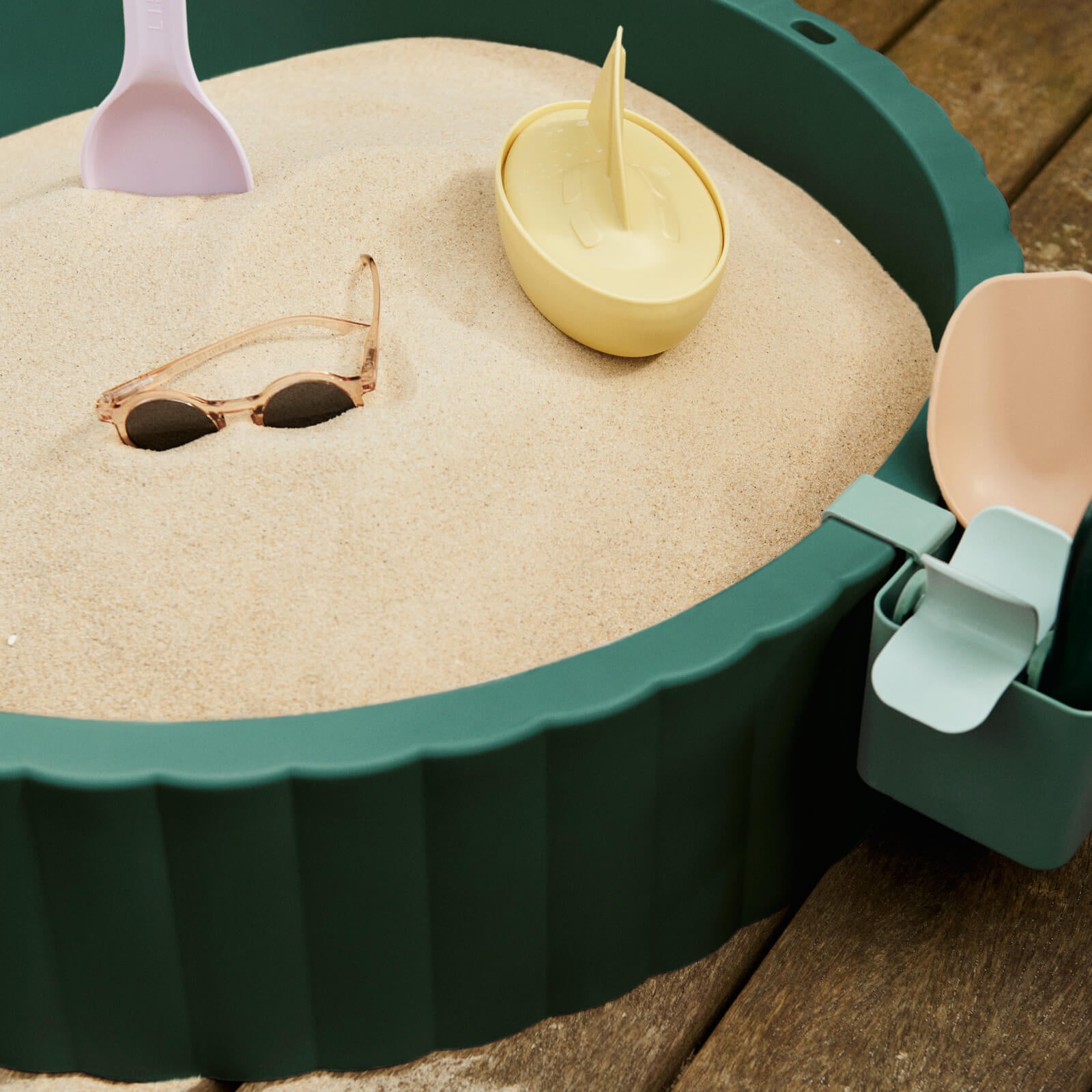 Saul Sandpit - Garden Green Sandy