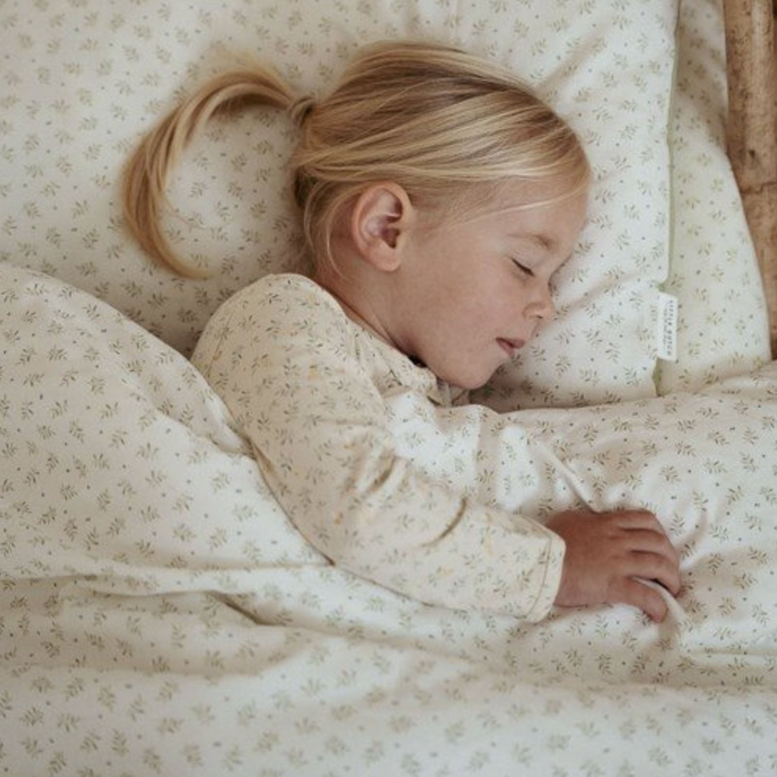 Cot Duvet Cover Set - Blueberry Leaves