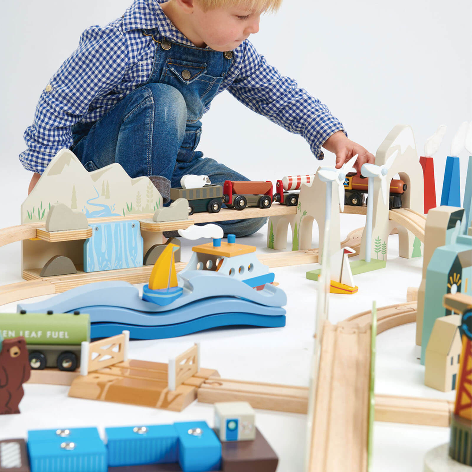 Mountain View Train Set