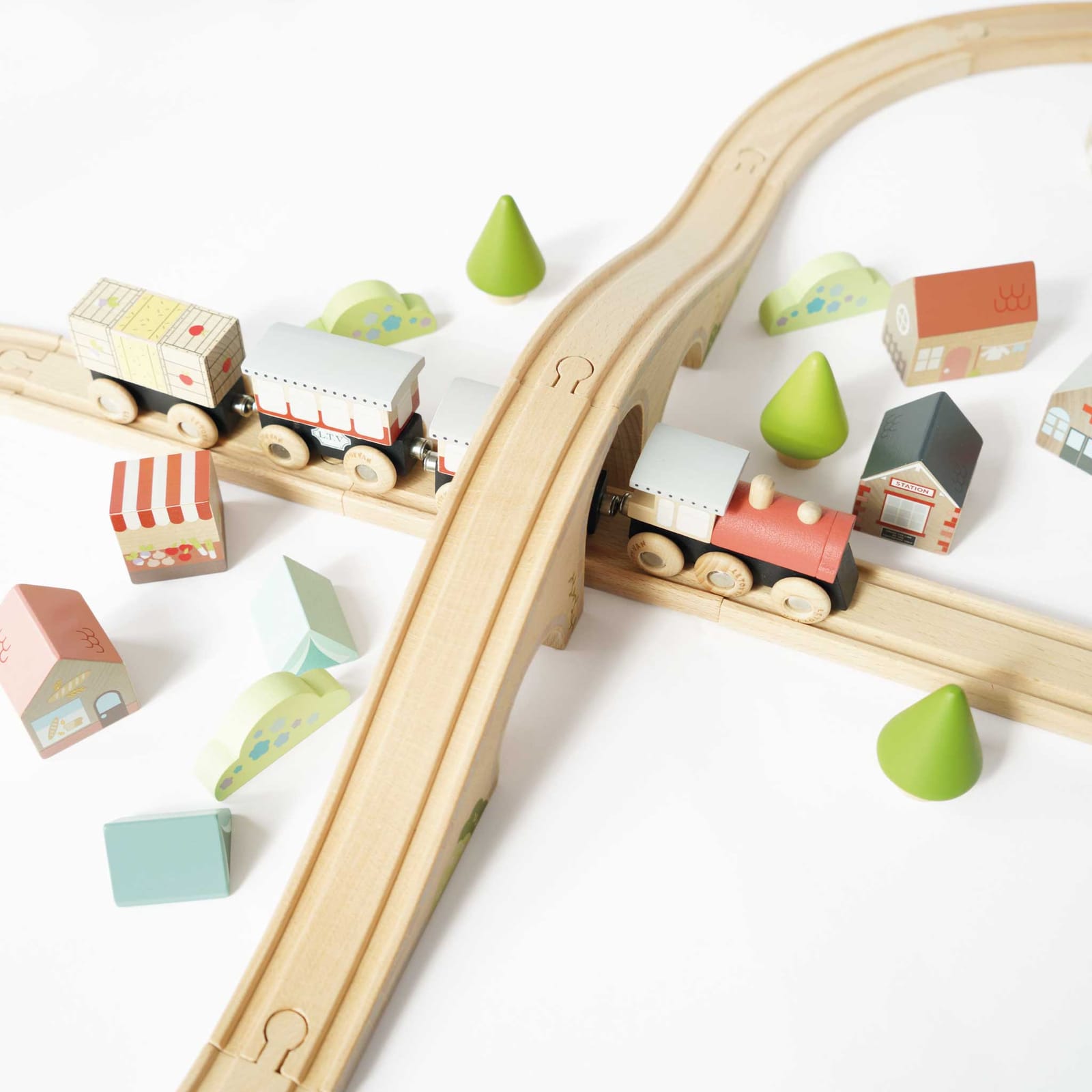 Figure of 8 Train Set - 40 Pieces
