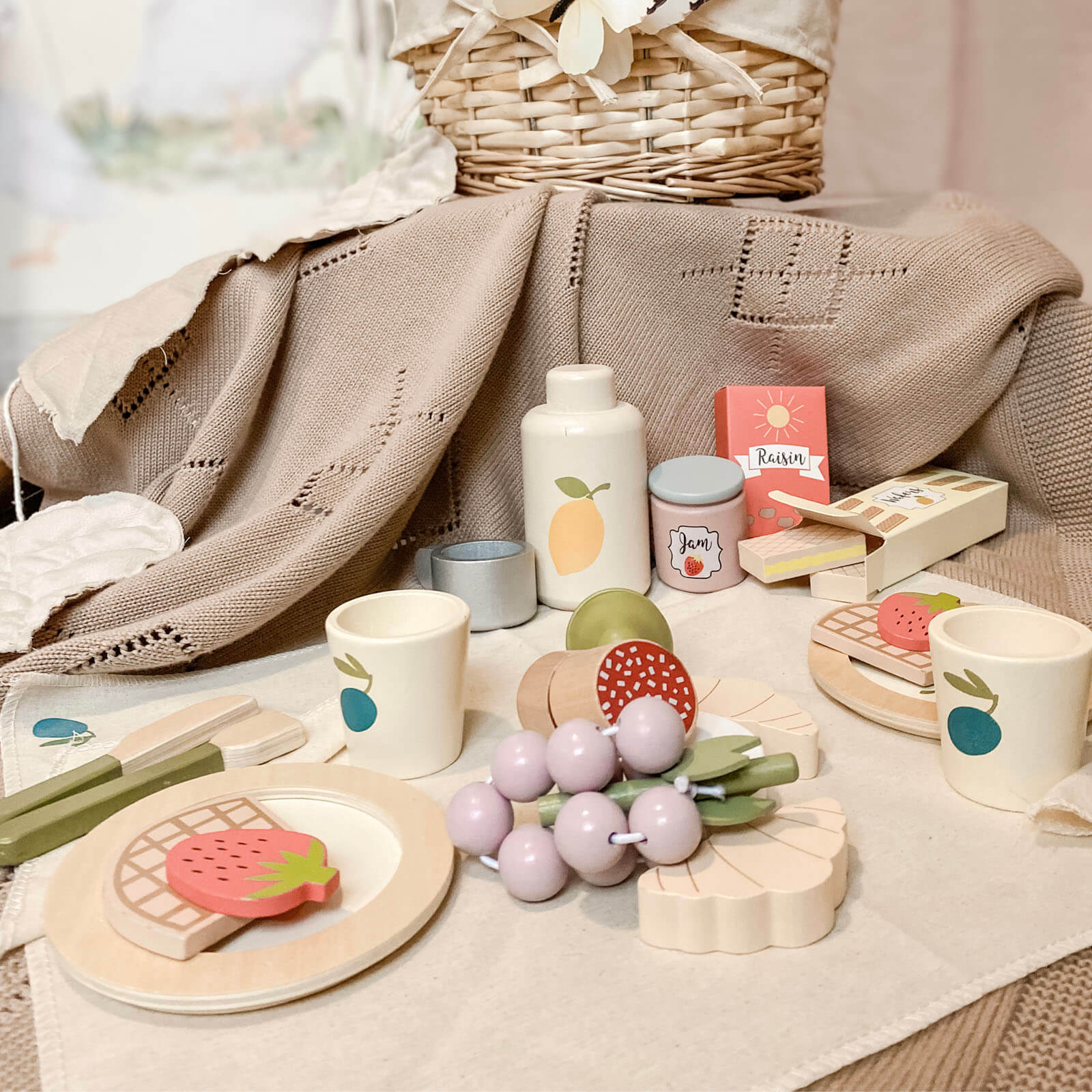 Full Picnic Basket Set