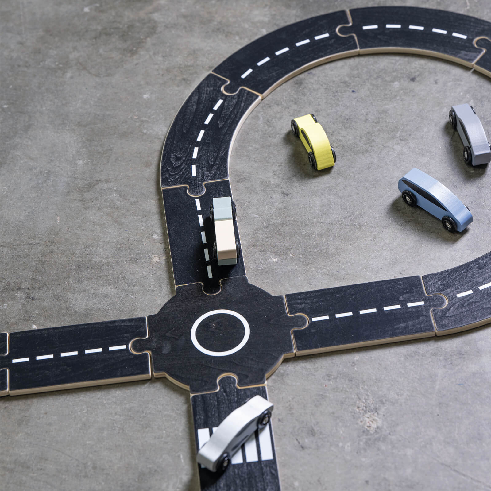 Wooden Car Track with 5 Cars