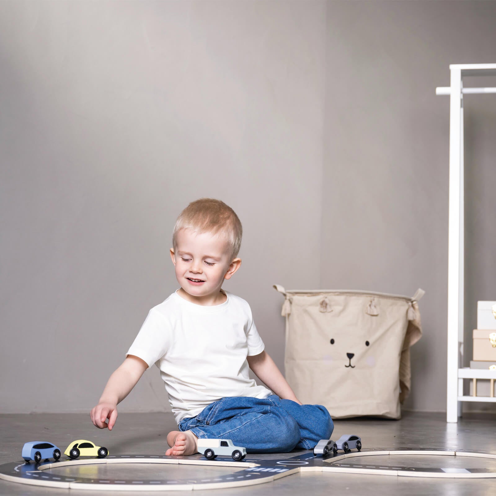 Wooden Car Track with 5 Cars