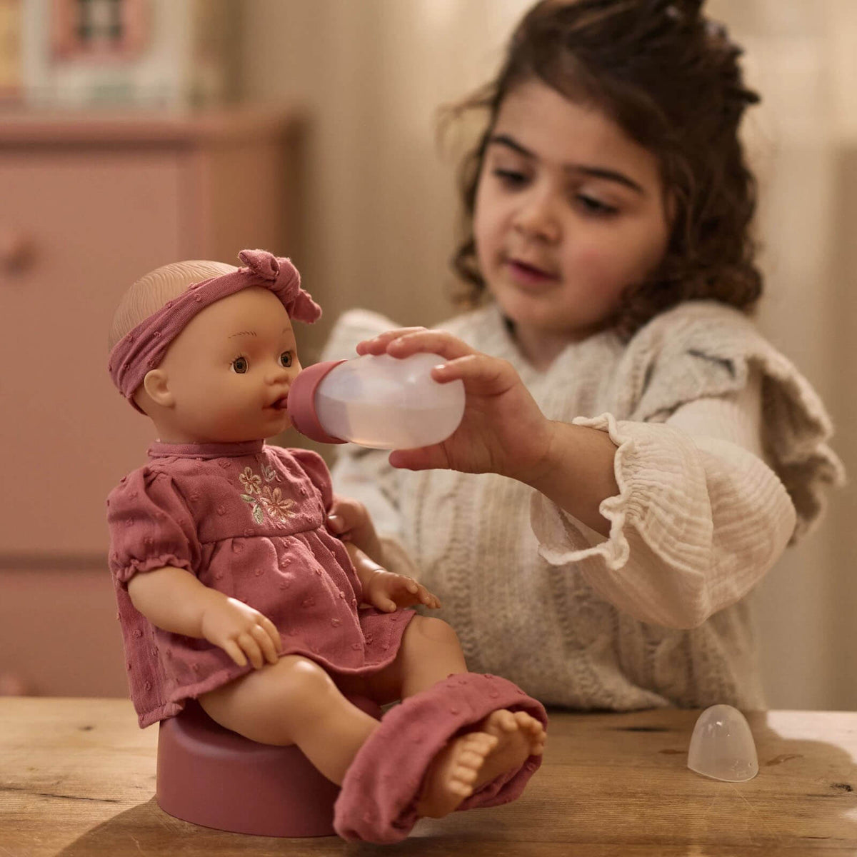 Drink and Wet Doll - Livia