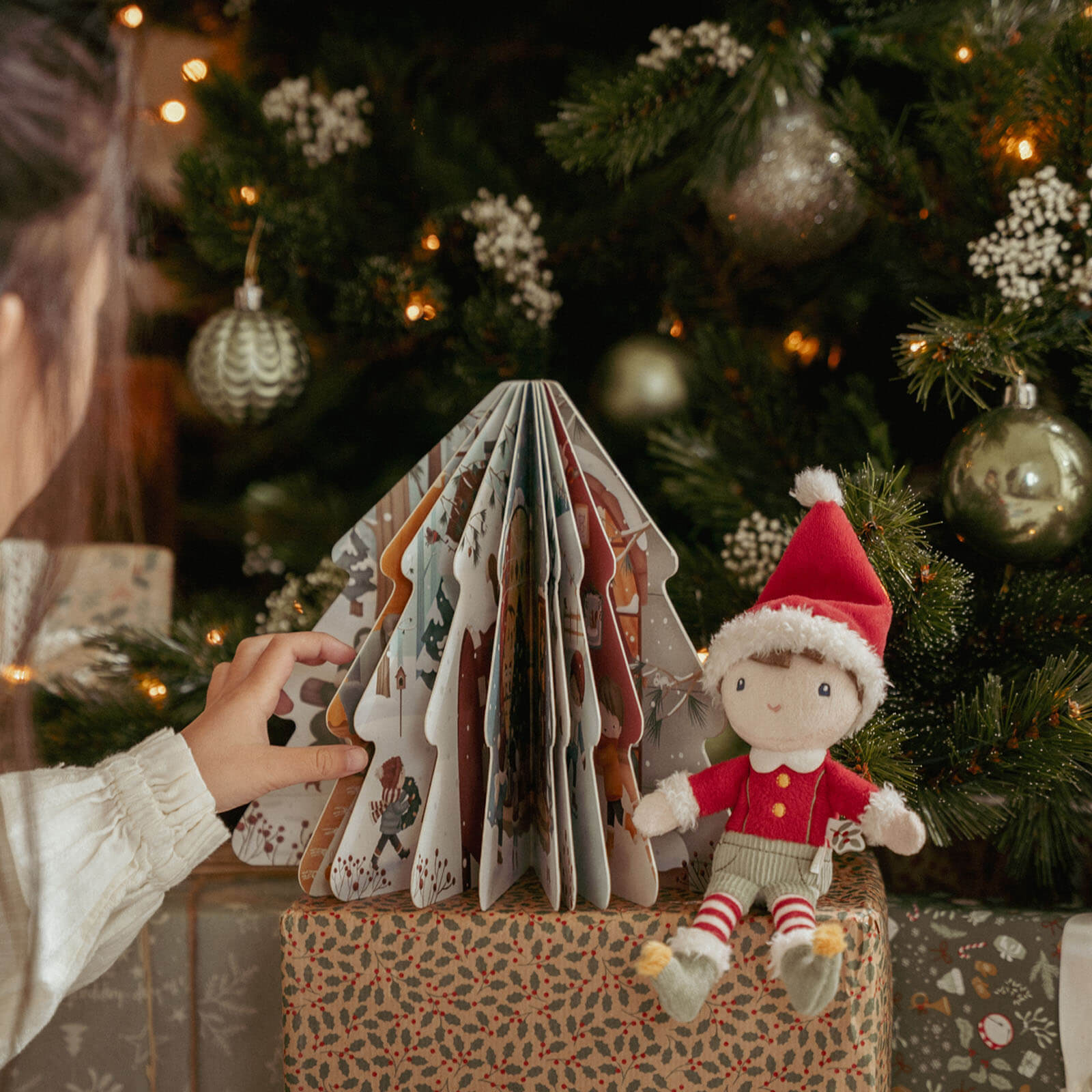 Christmas Story Book with Small Jim