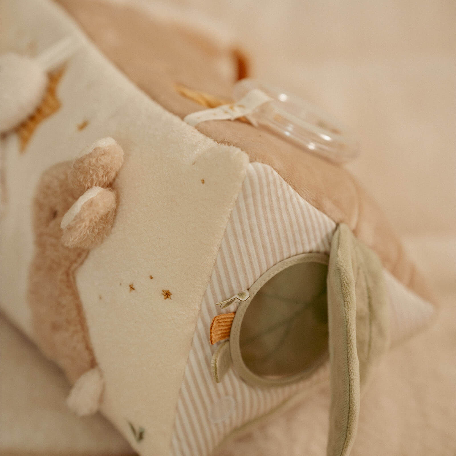 Activity Triangle - Newborn Naturals