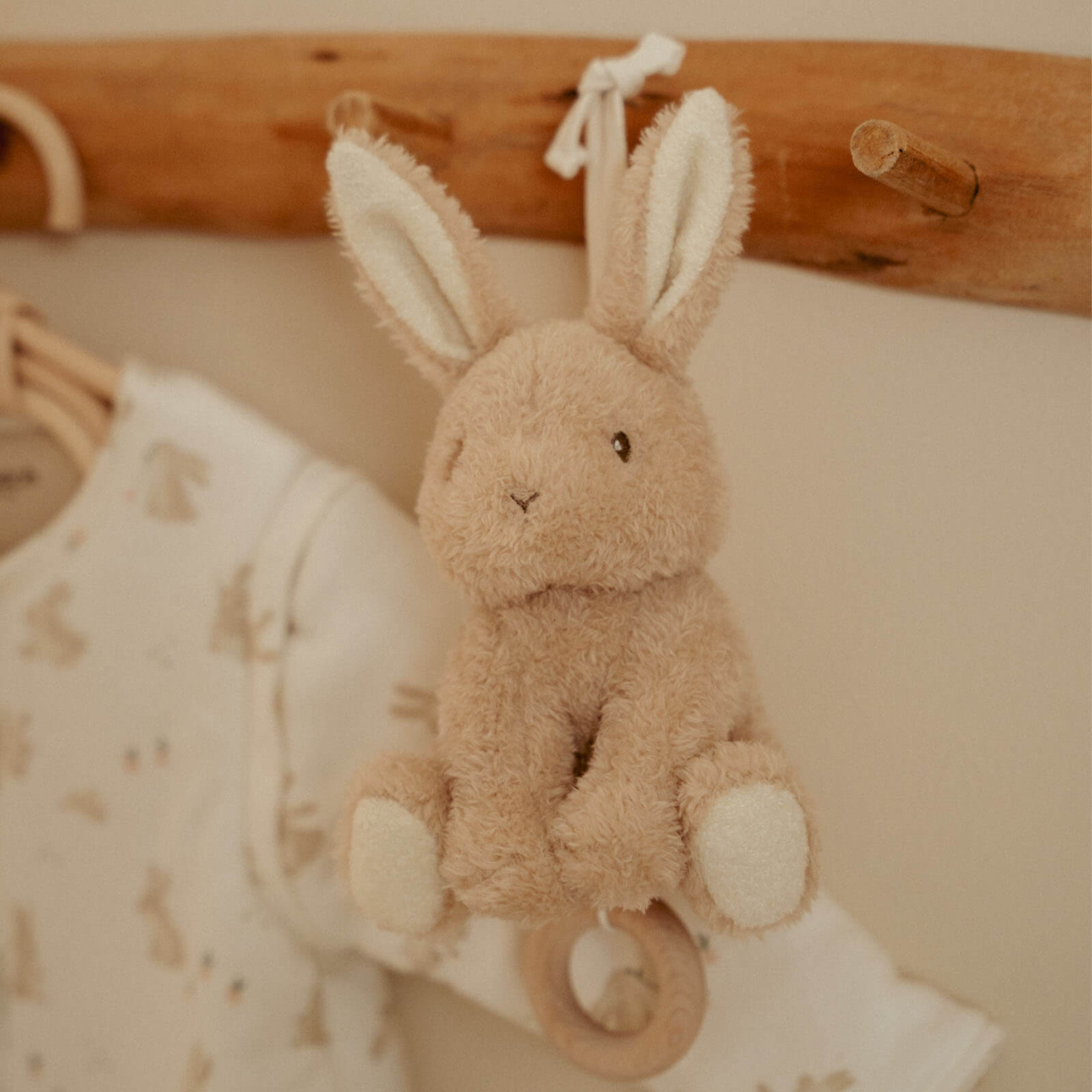 Music Box - Baby Bunny