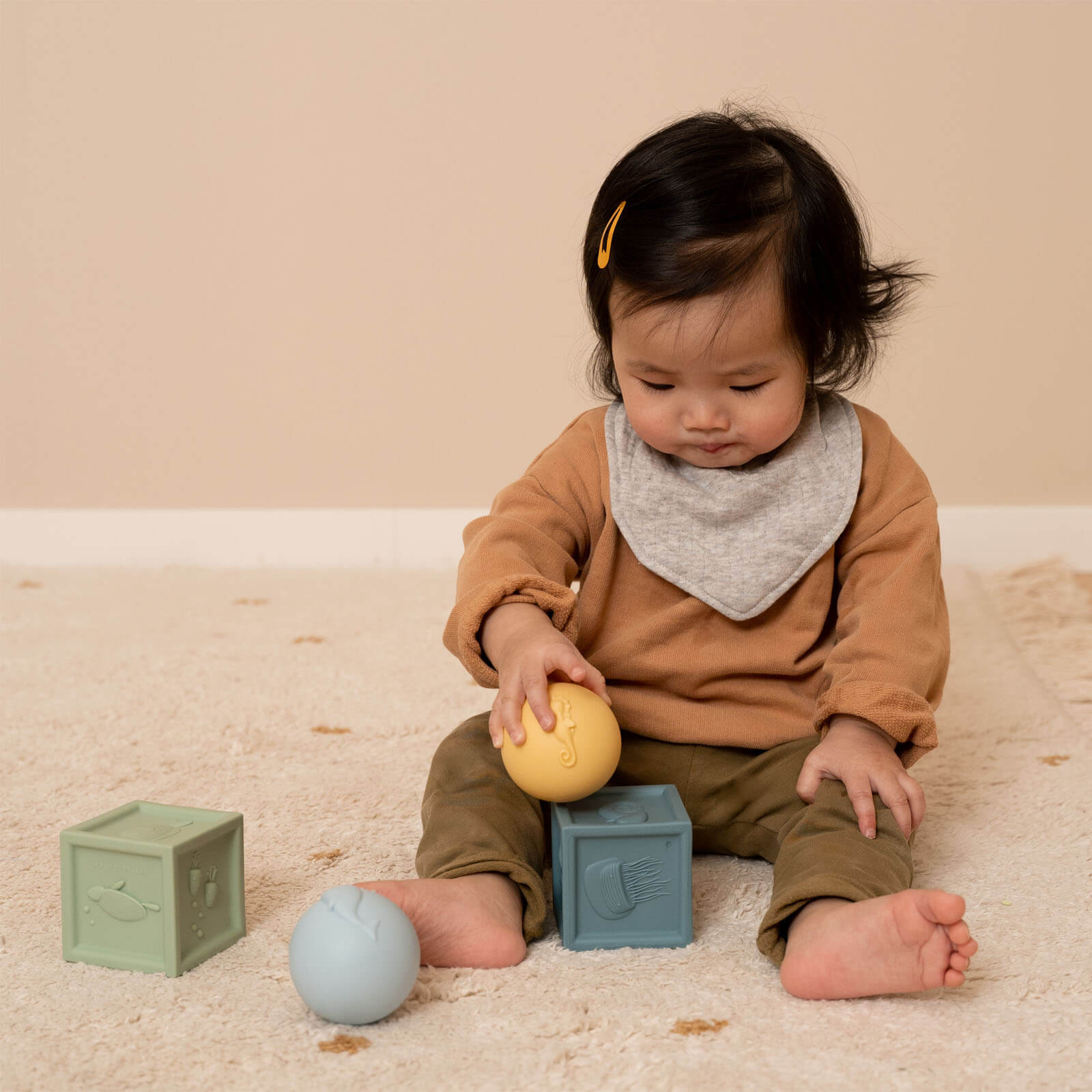 Ocean Cubes and Ball set